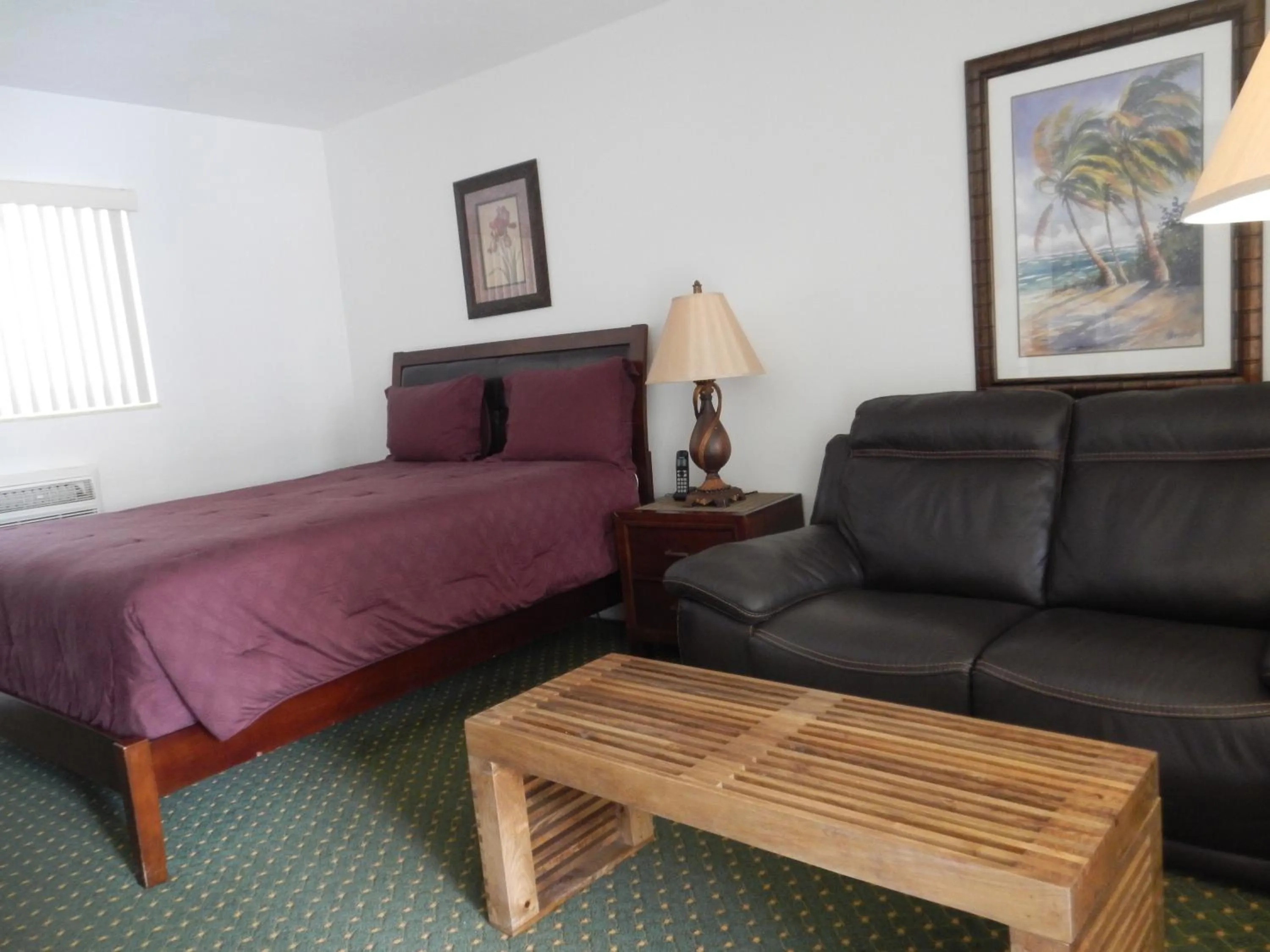 Shell Motel Hollywood