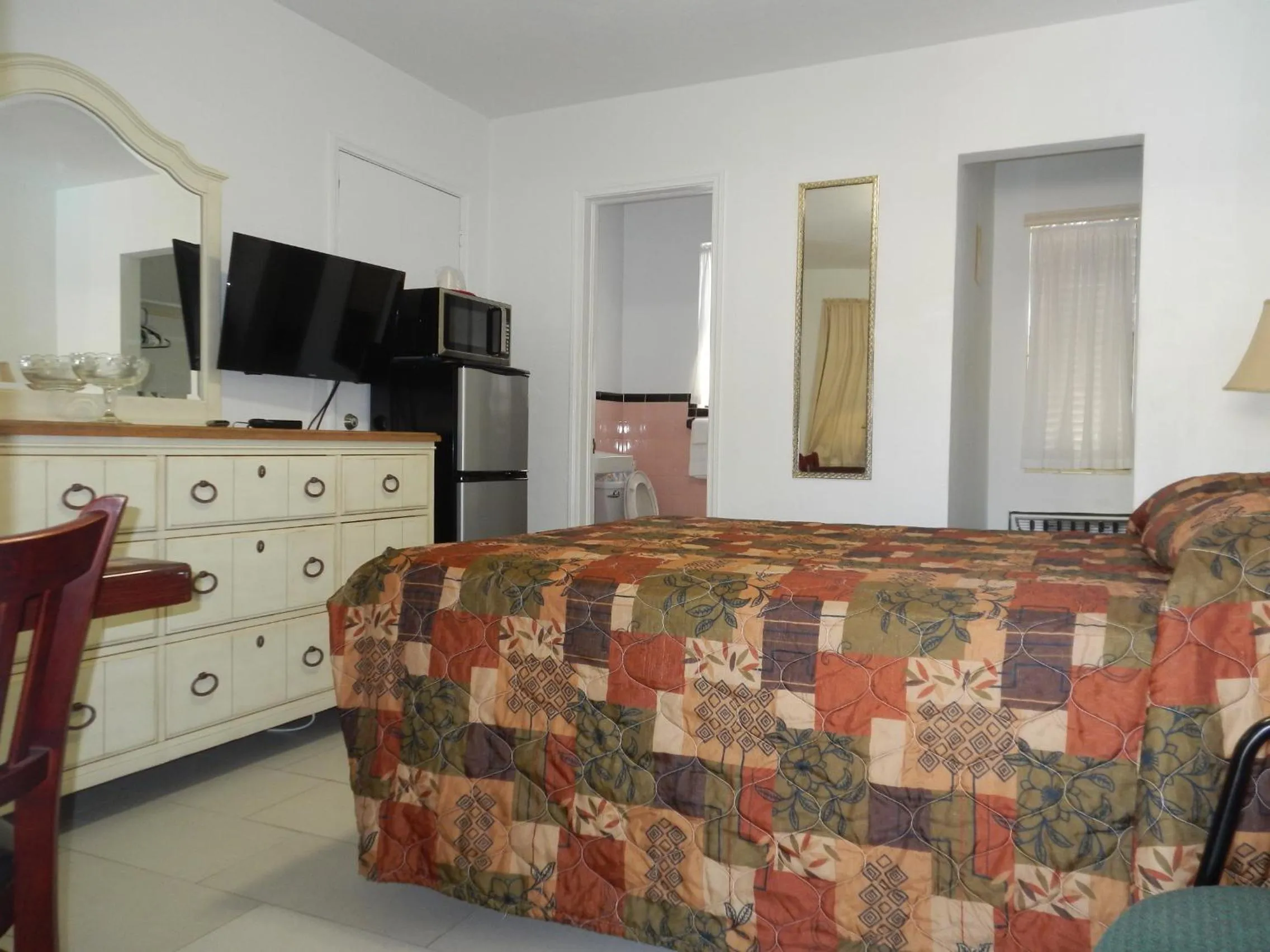 Shell Motel Hollywood