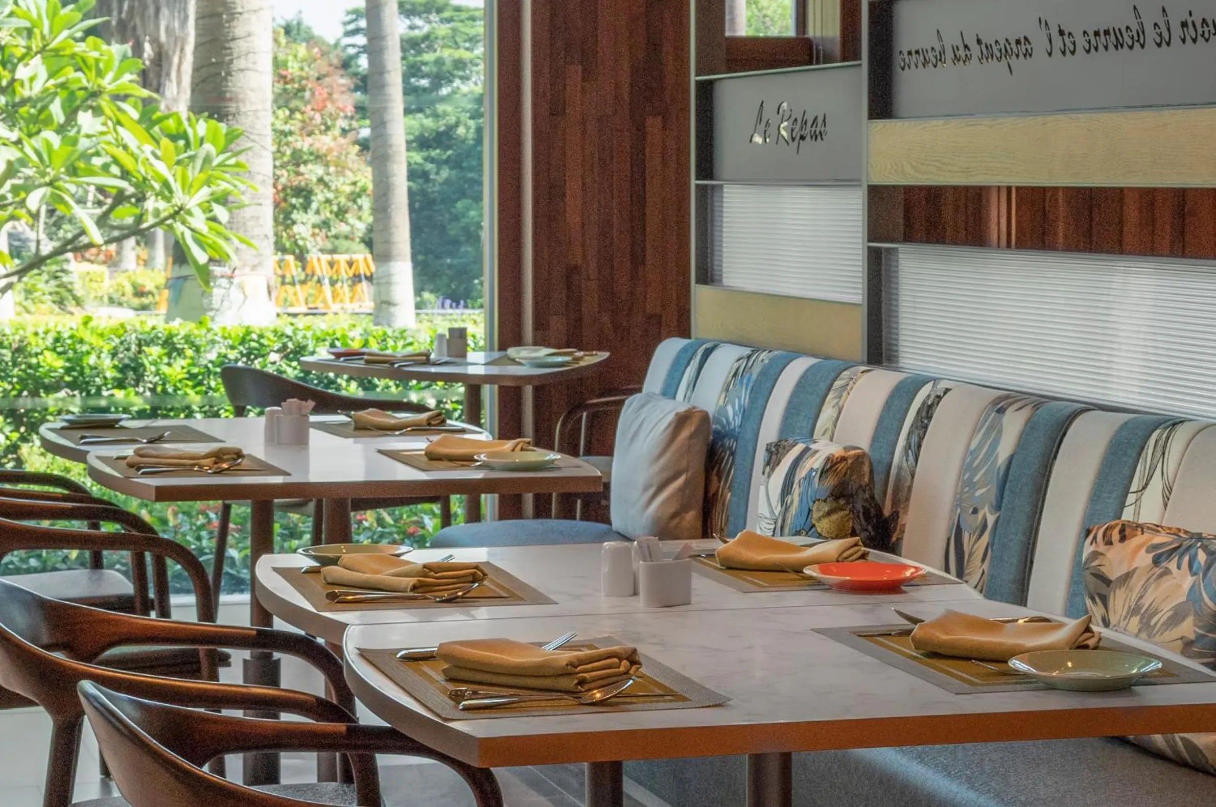 Restaurant/places to eat in Le Méridien Xiamen