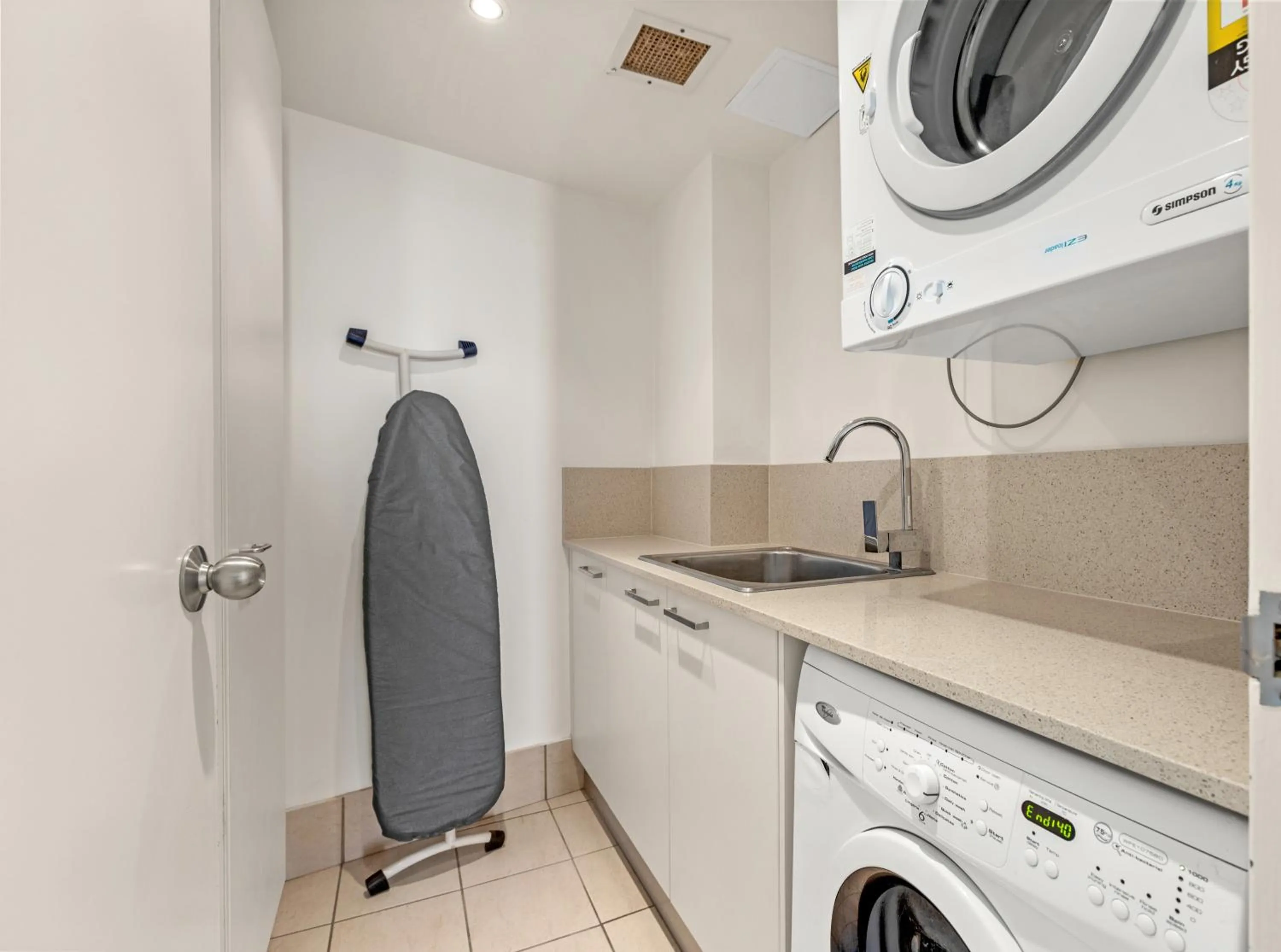 La Mer Sunshine Beachfront