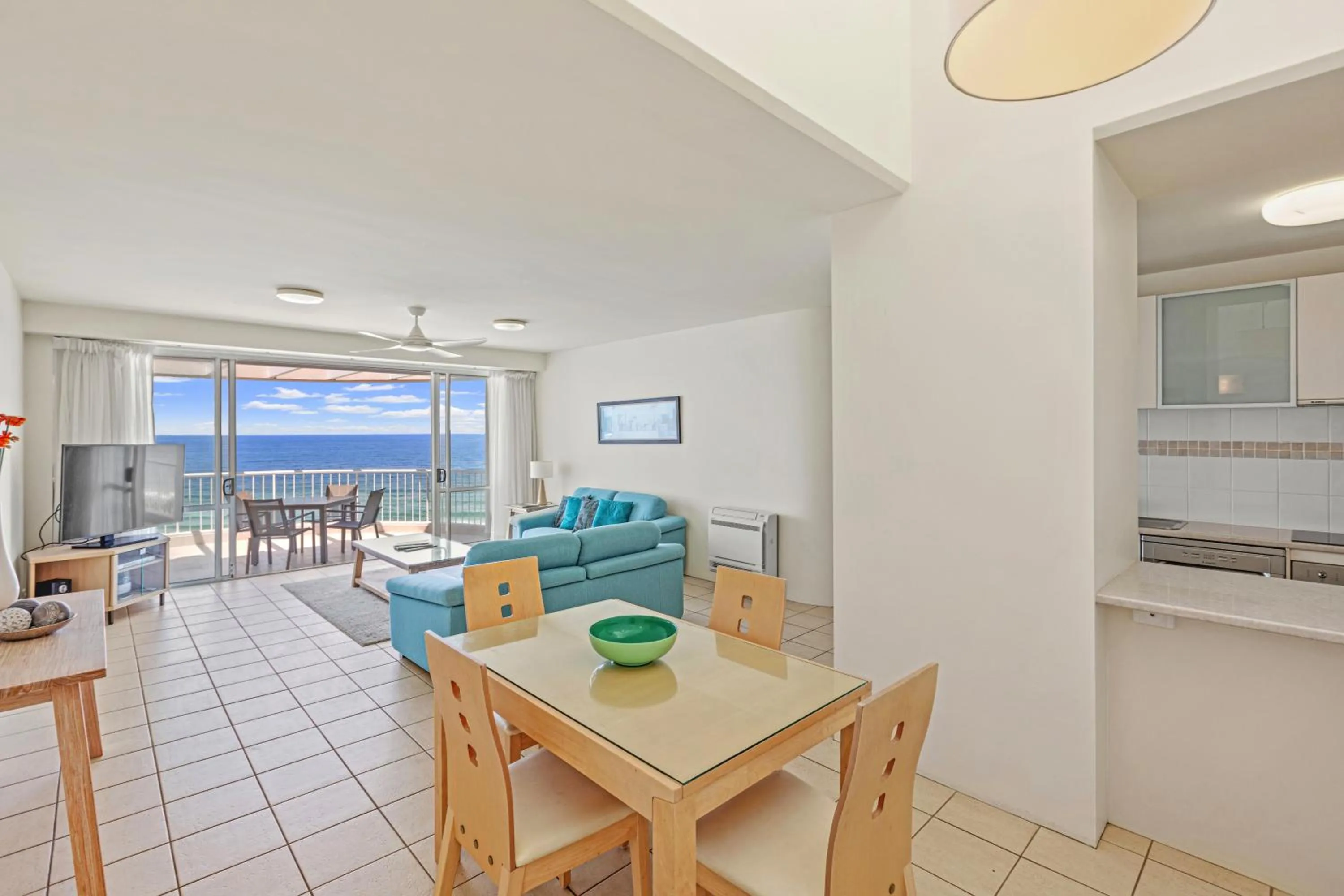 La Mer Sunshine Beachfront