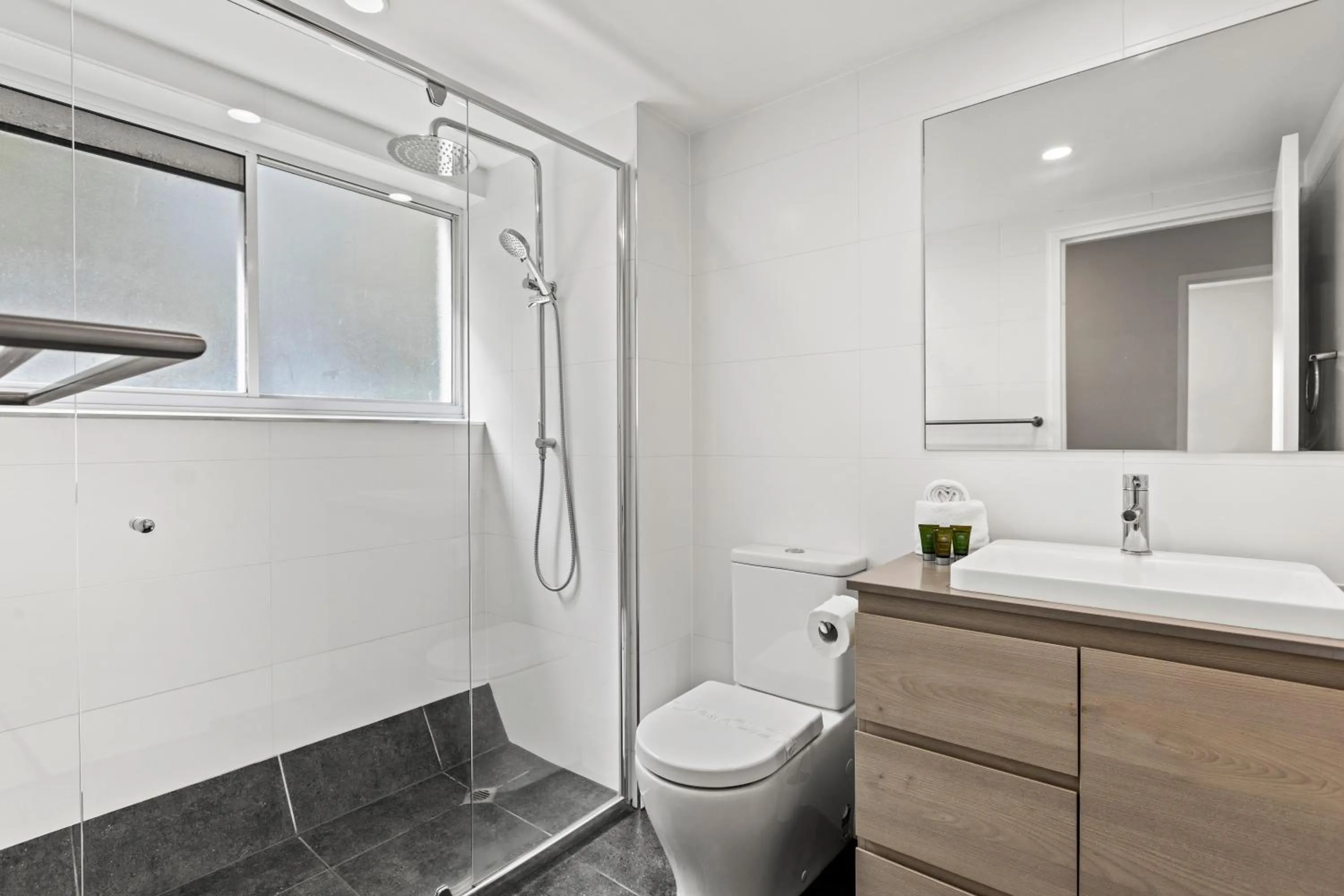 La Mer Sunshine Beachfront