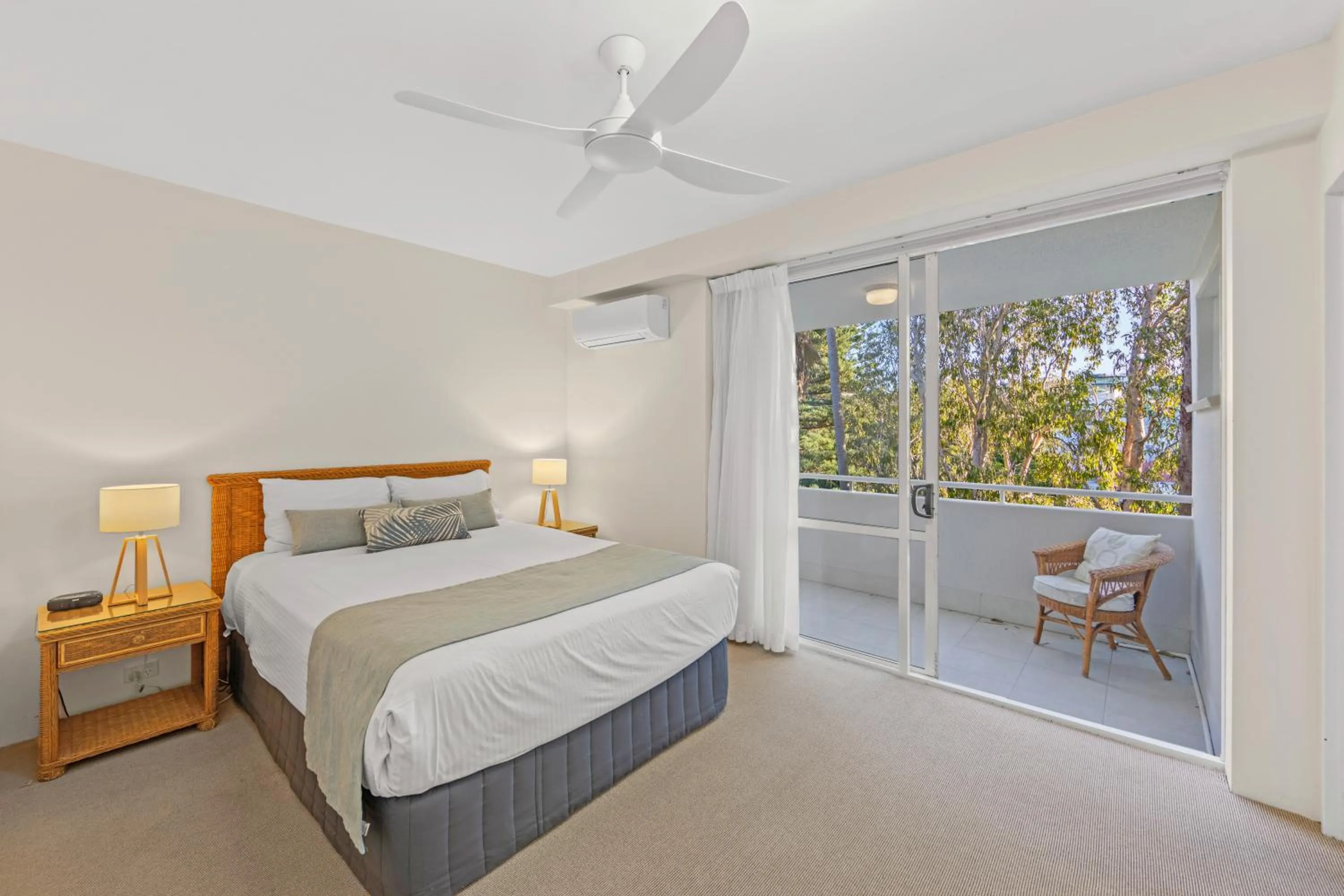 Bed in La Mer Sunshine Beachfront