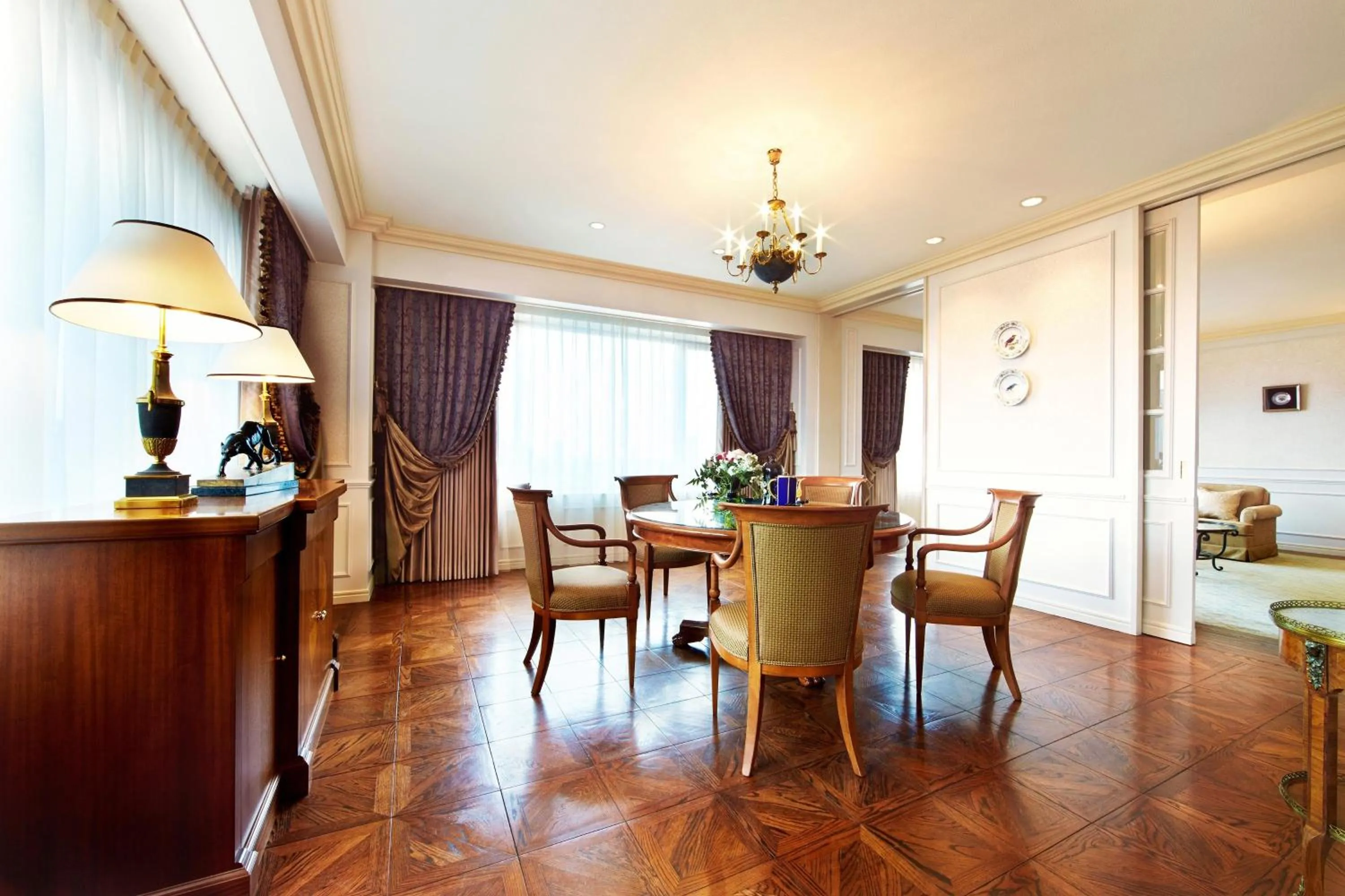 Photo of the whole room in The Westin Osaka