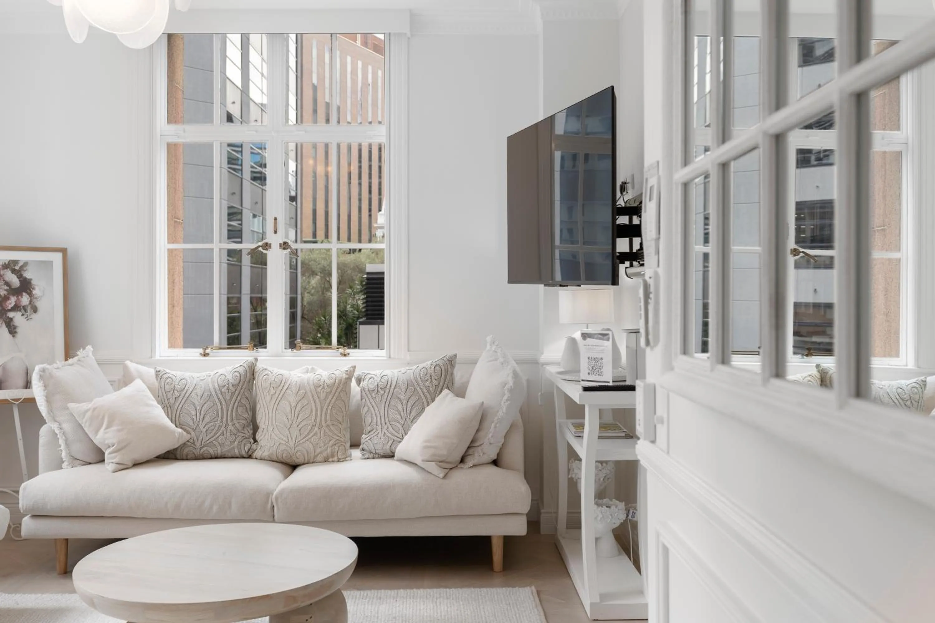 TV and multimedia in Rothbury Hotel