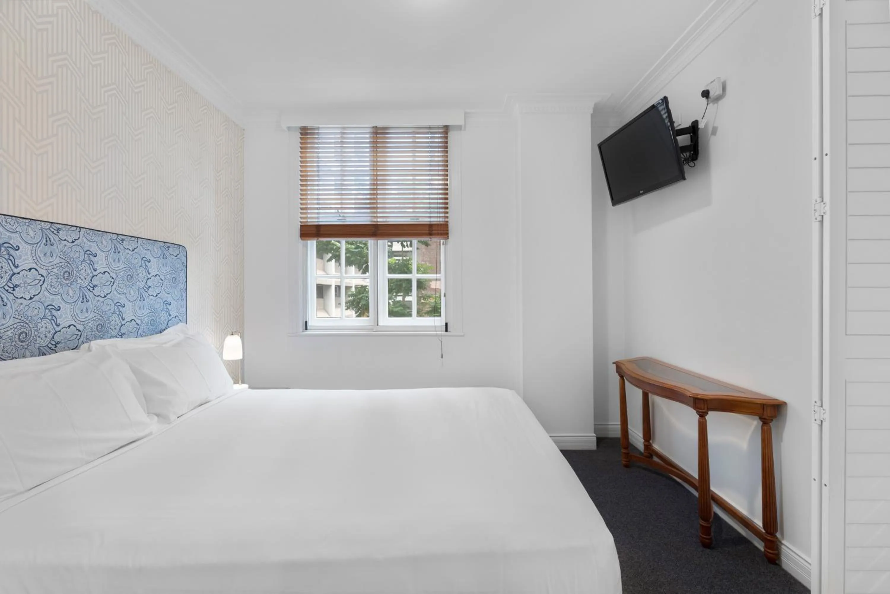 Bed in Rothbury Hotel