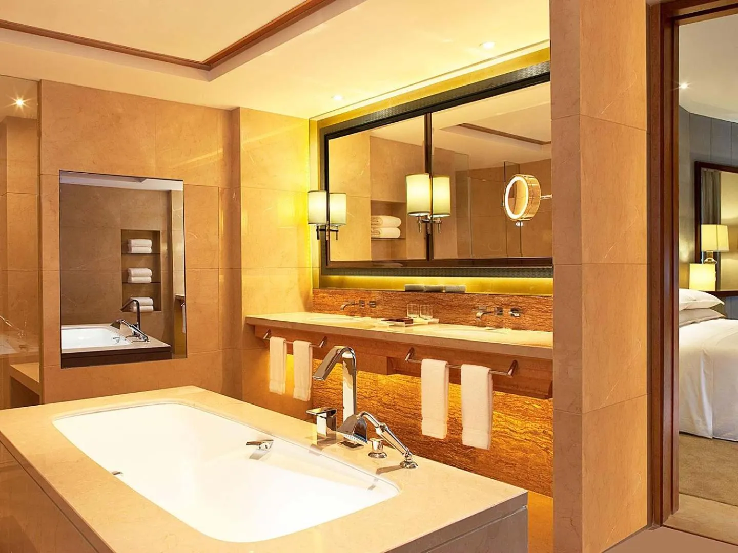 Property building, Bed in Sheraton Qiandao Lake Resort