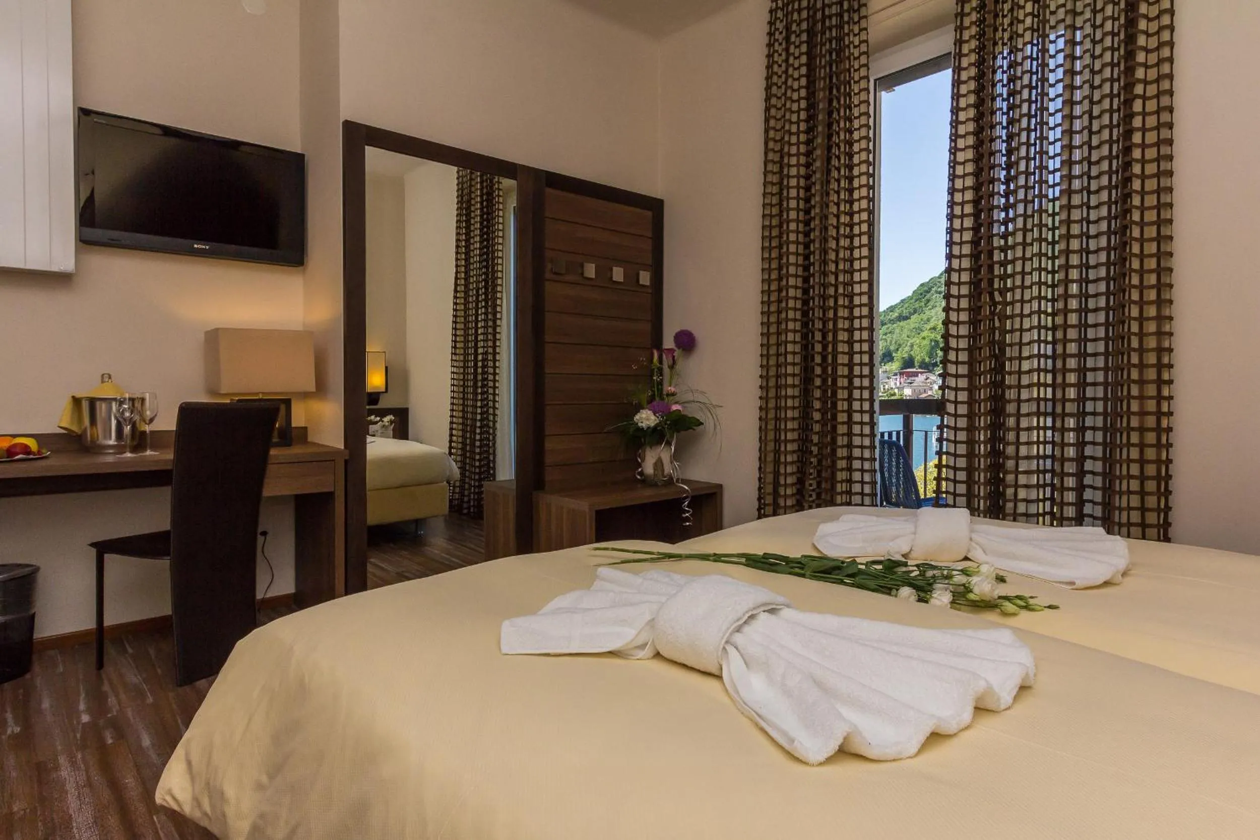 Double Room with Balcony and Mountain View - single occupancy in Hotel Riviera