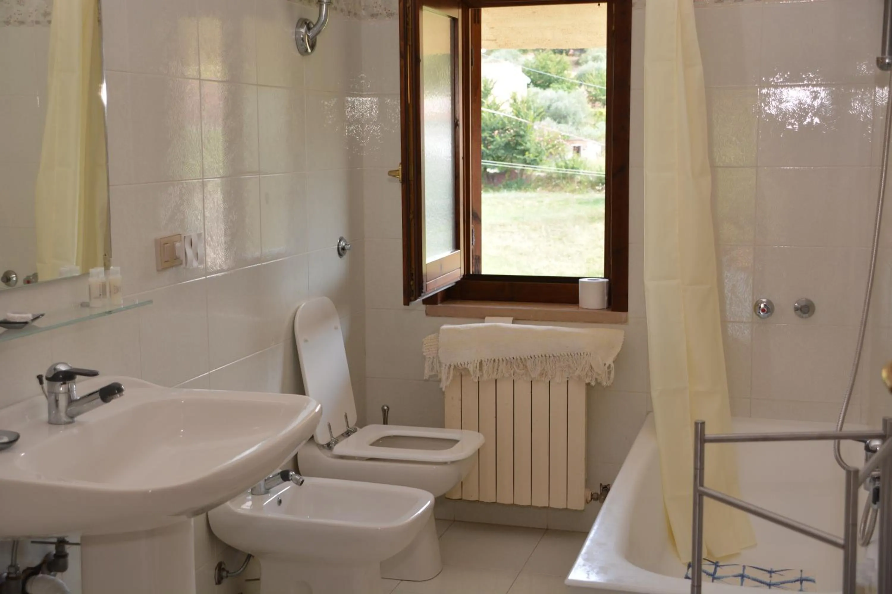 Bathroom in BnB acasaconme