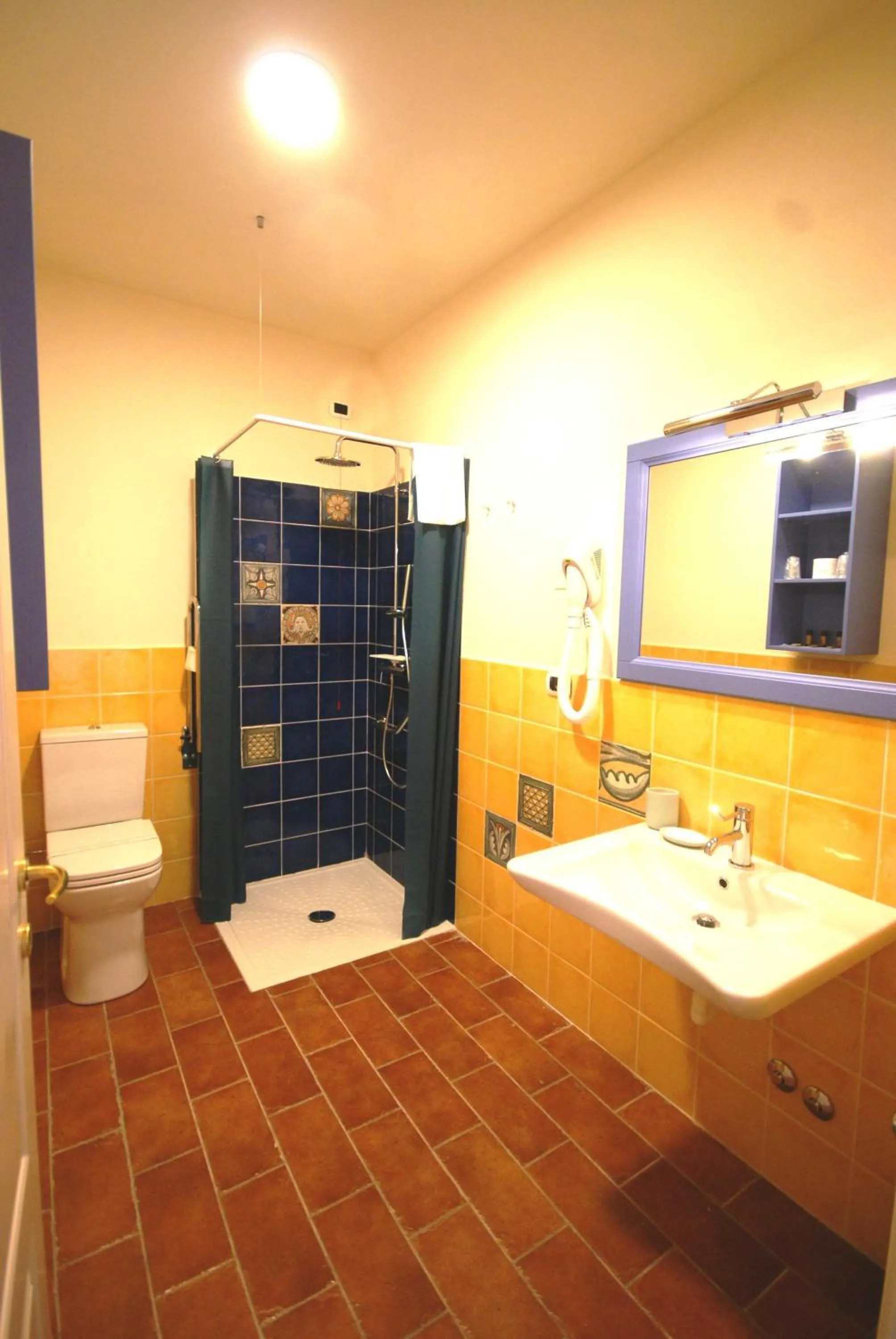 Bathroom in La Fattoria di Tirrenia