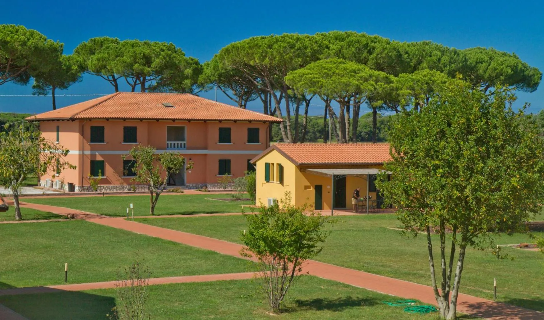 Garden view in La Fattoria di Tirrenia