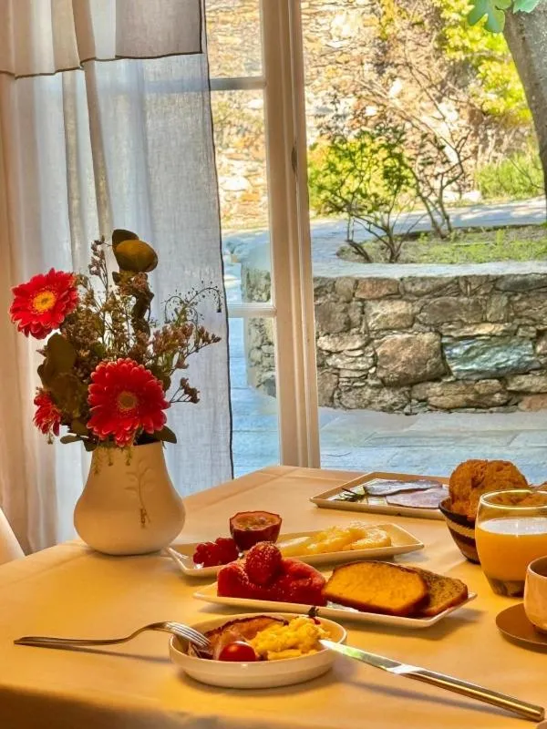 Breakfast in Hôtel La Dimora & Spa