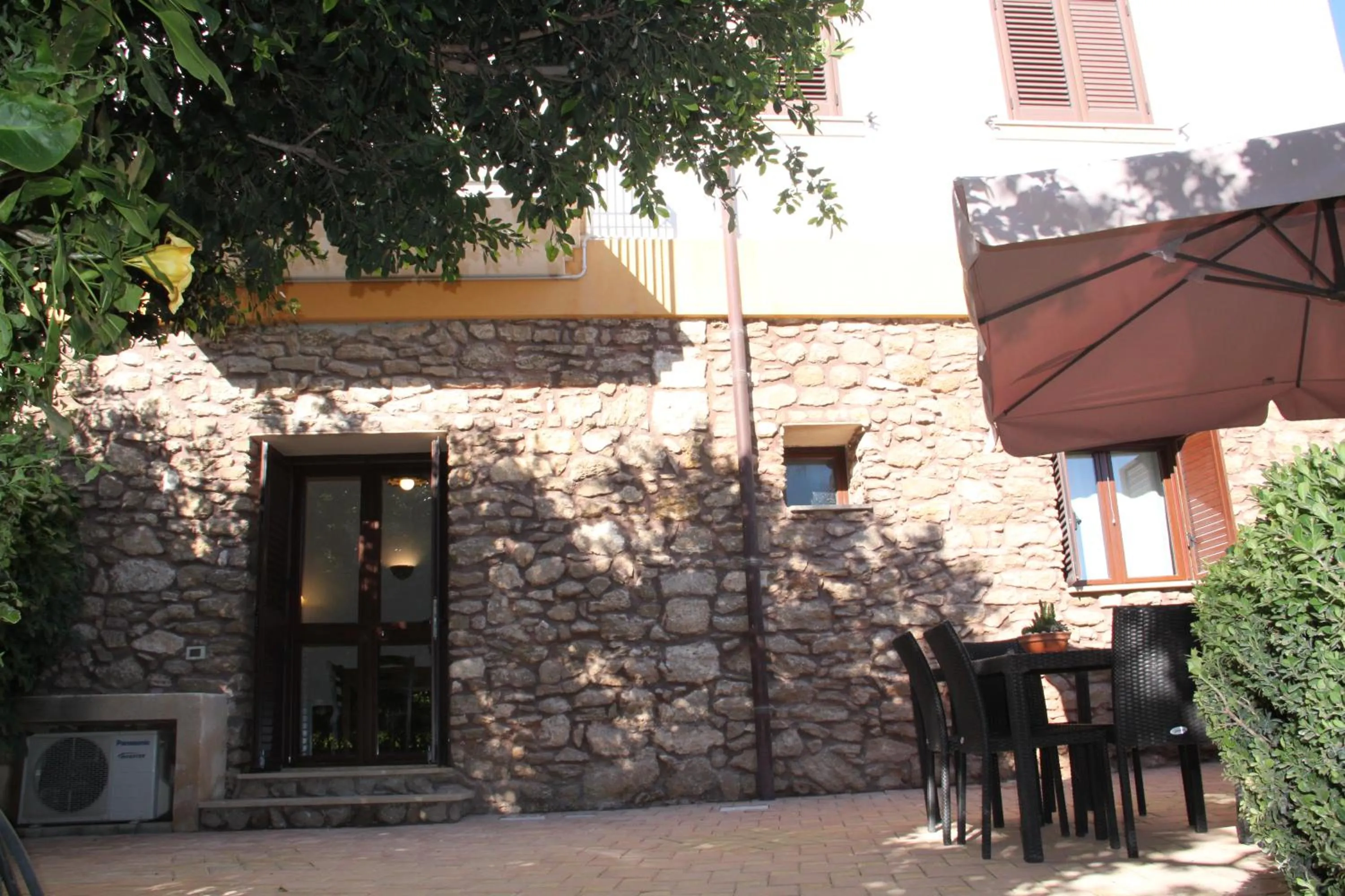 Property building in Casale La Zagara