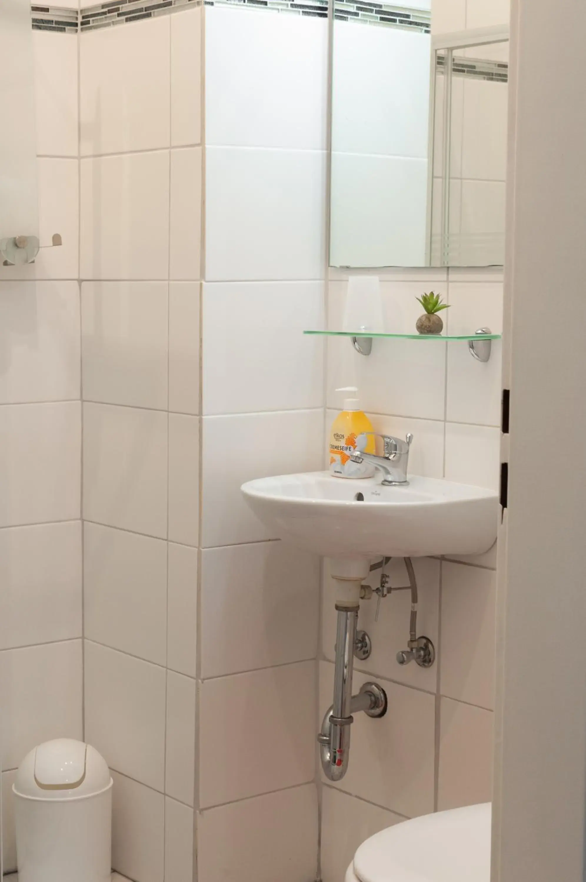 Single Room with Garden View in Landhaus Nauenburg Single Room with Garden View in Landhaus Nauenburg