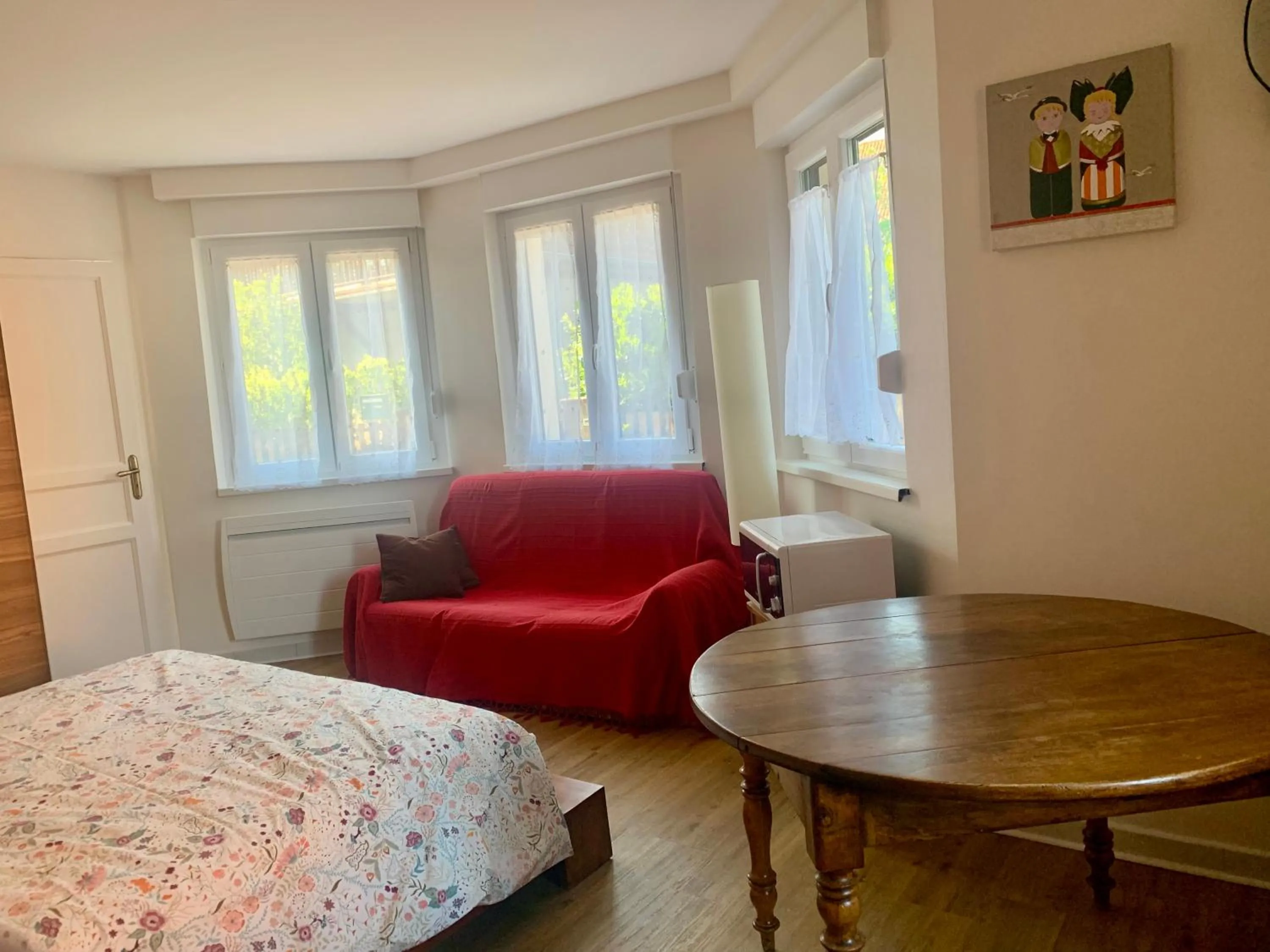 Photo of the whole room in B&B bio new