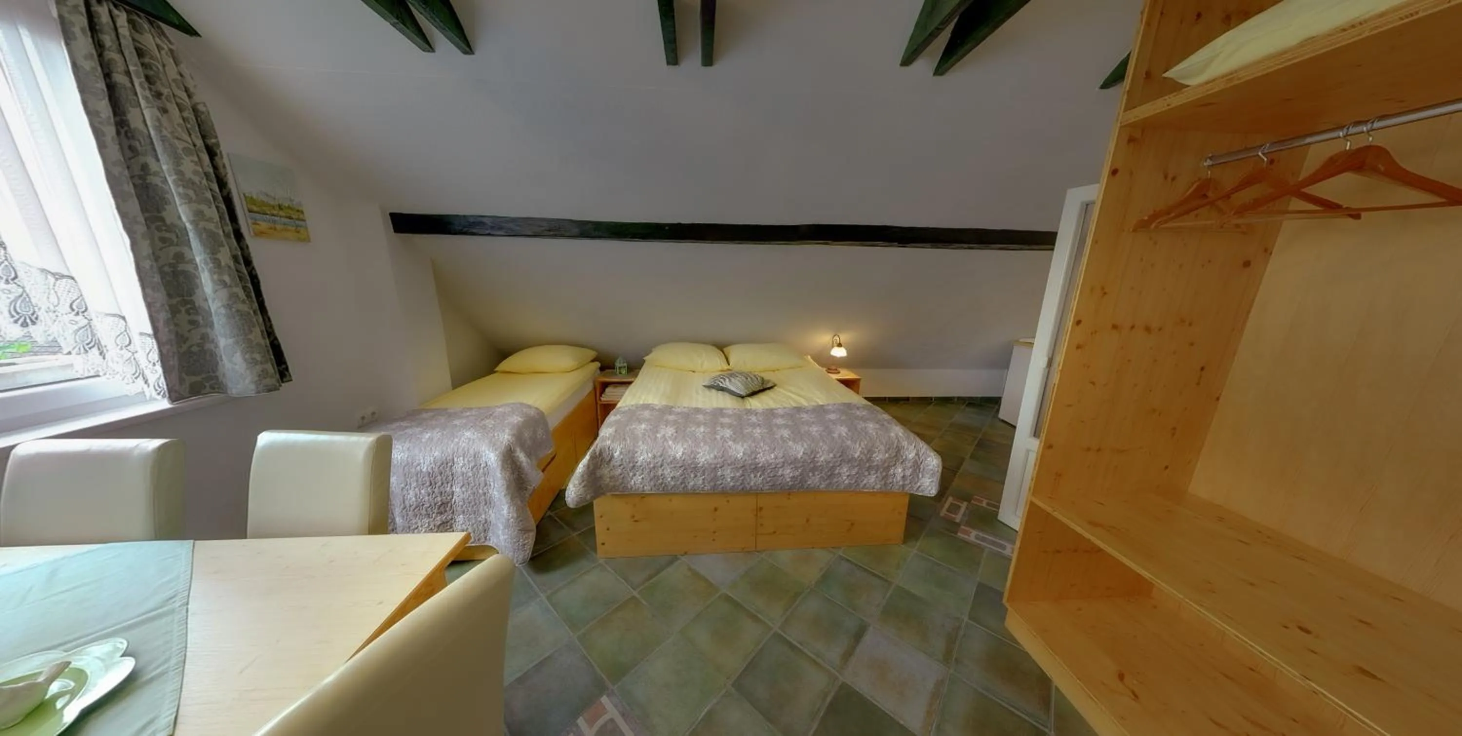 Bed in Mama's House 7min from Airport