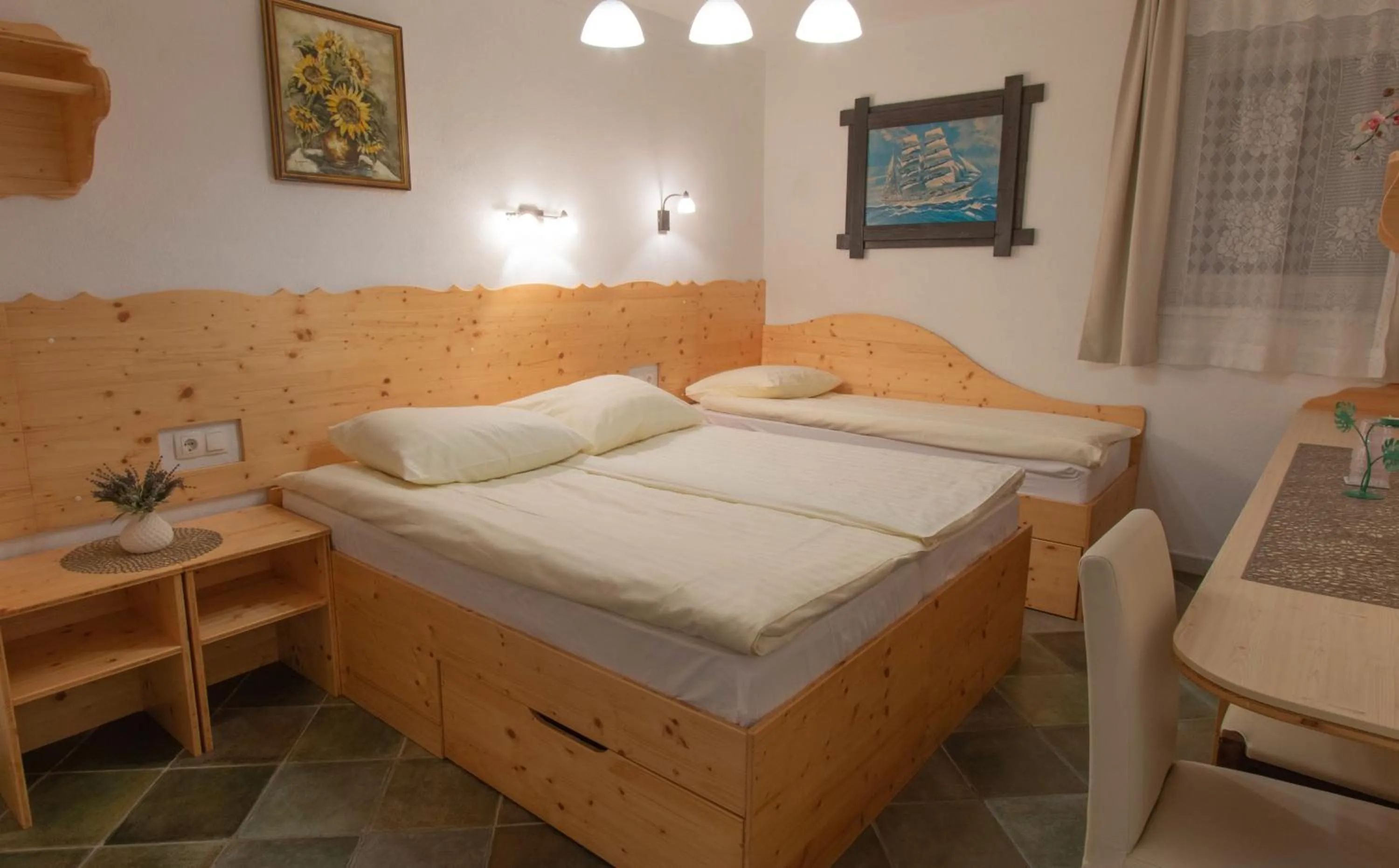Bed in Mama's House 7min from Airport