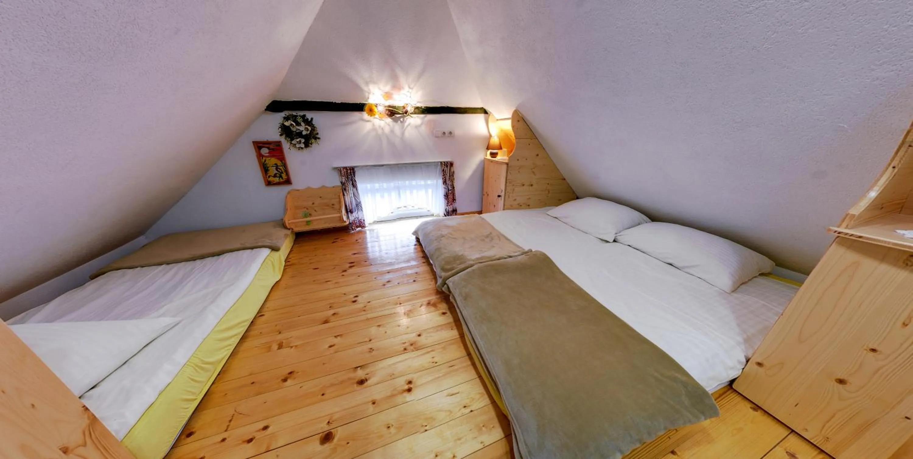 Bed in Mama's House 7min from Airport