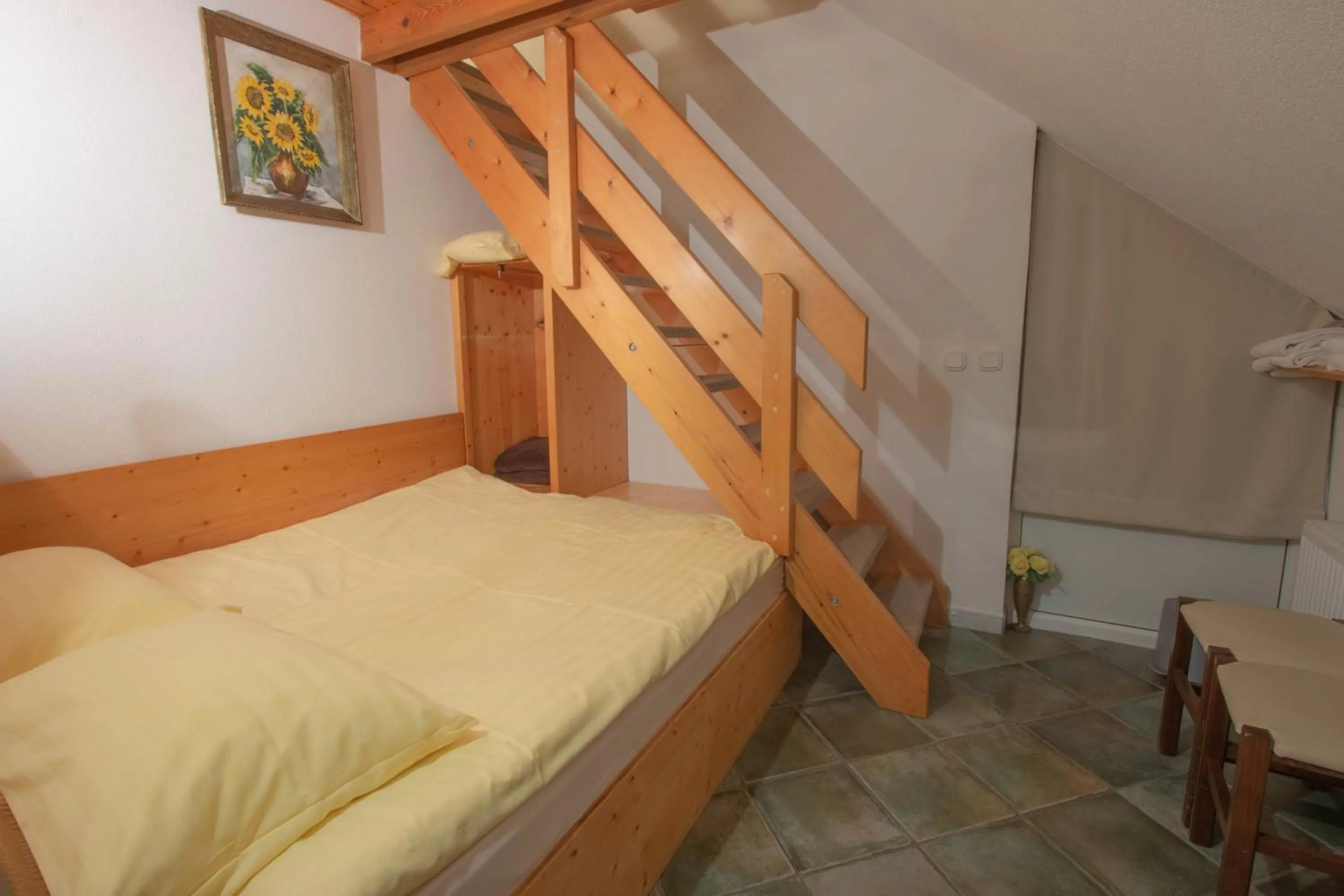 Bed in Mama's House 7min from Airport