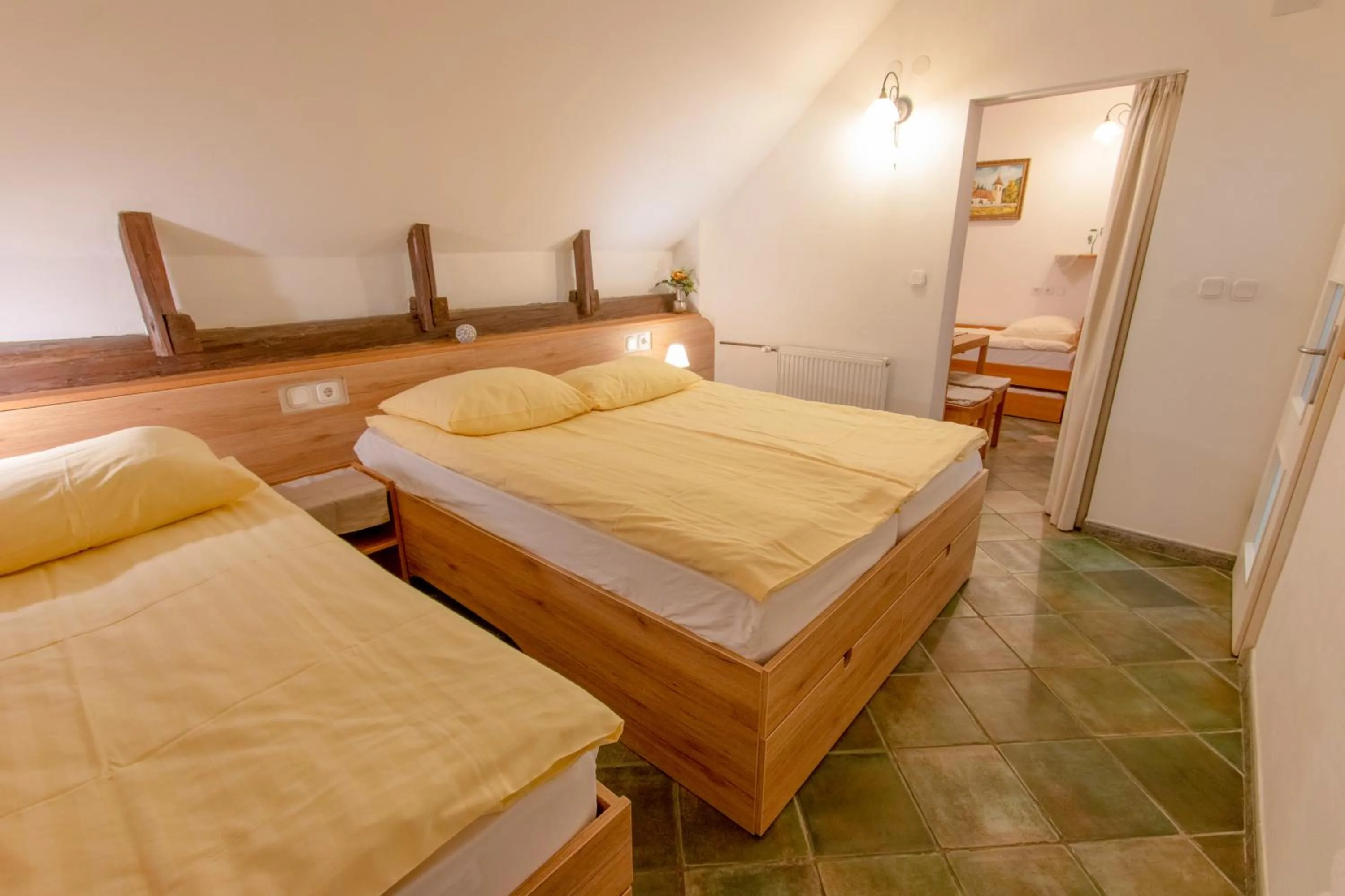 Bed in Mama's House 7min from Airport