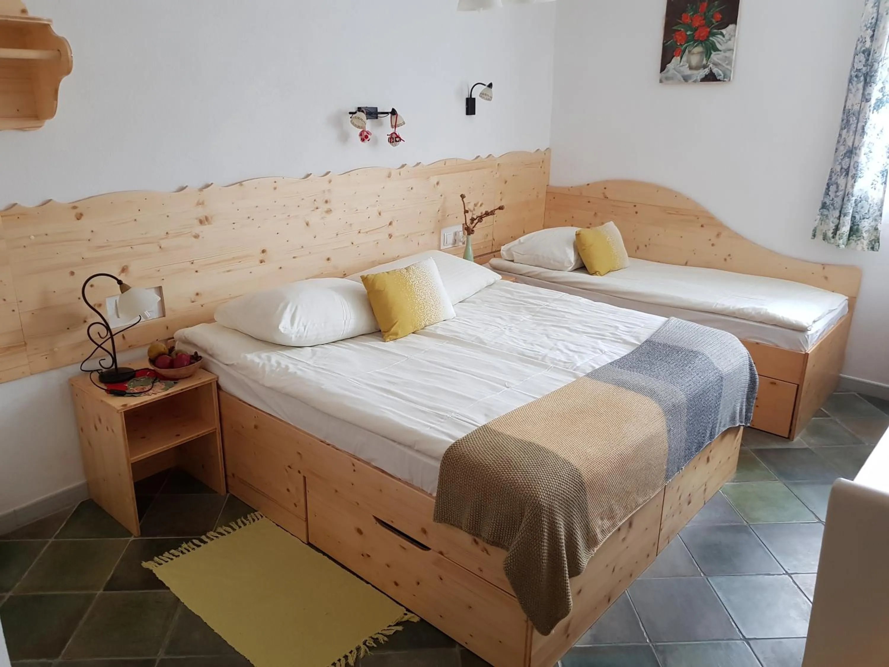 Bed in Mama's House 7min from Airport