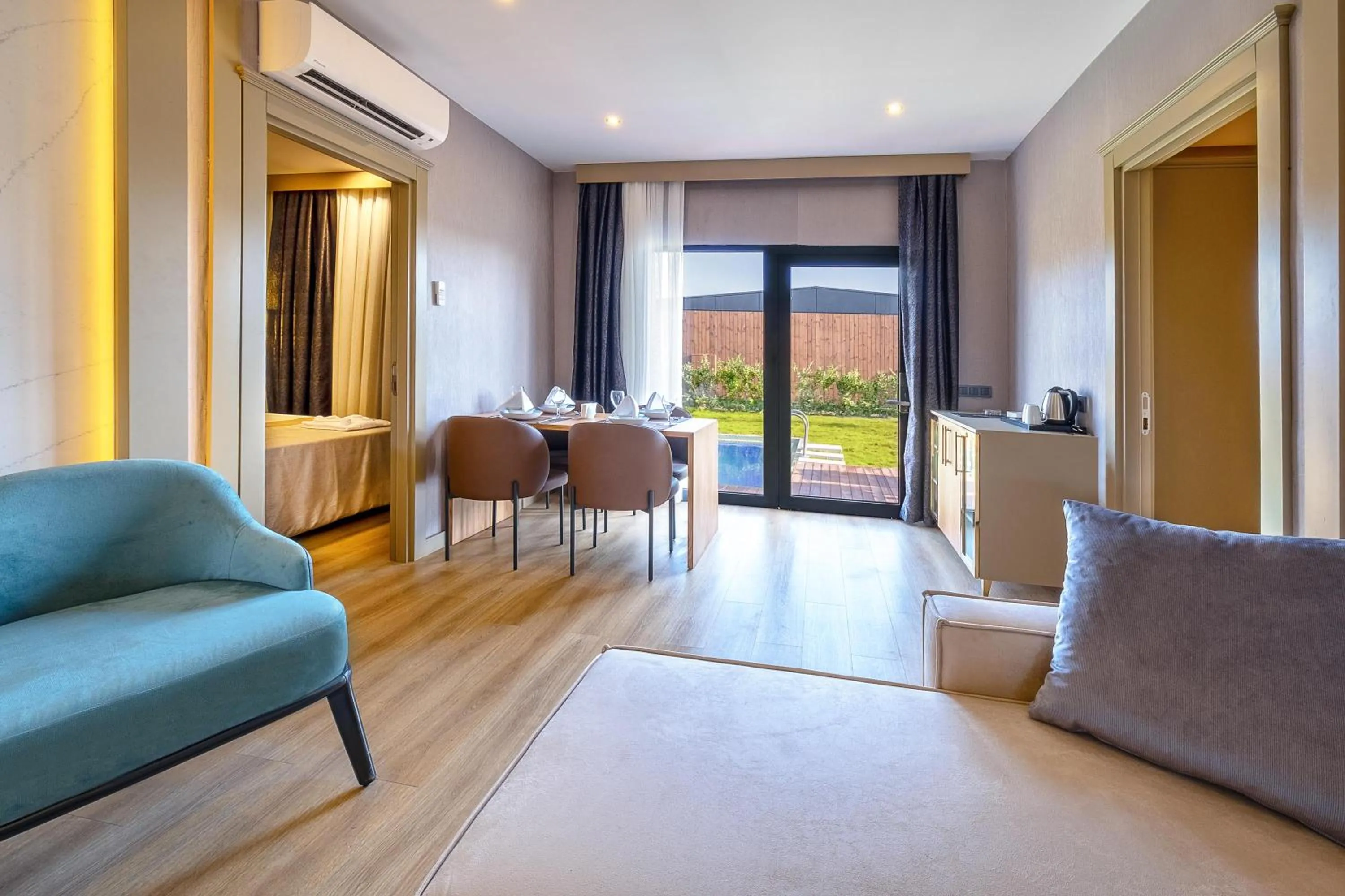 Living room in Lago Hotel