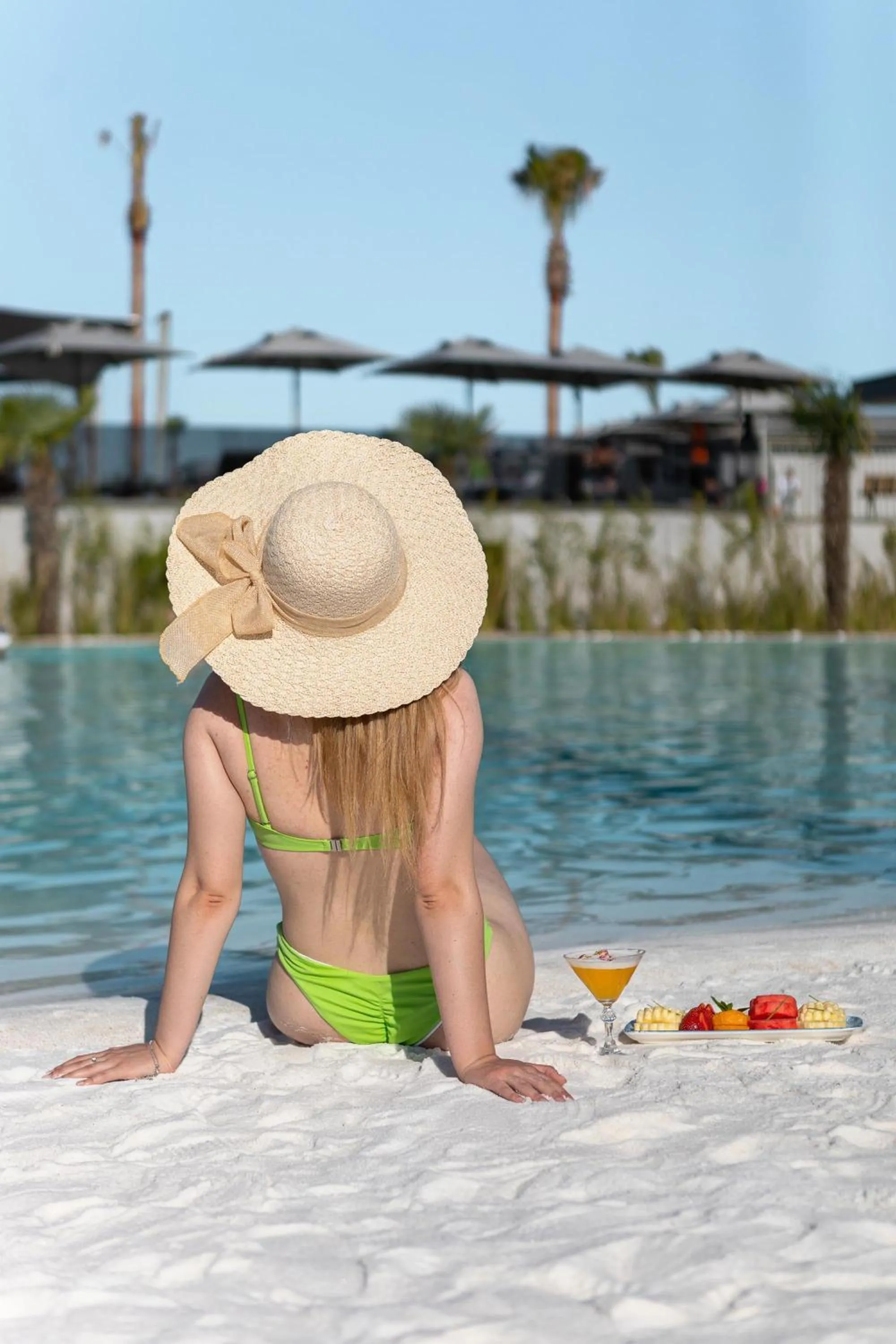 People in Lago Hotel