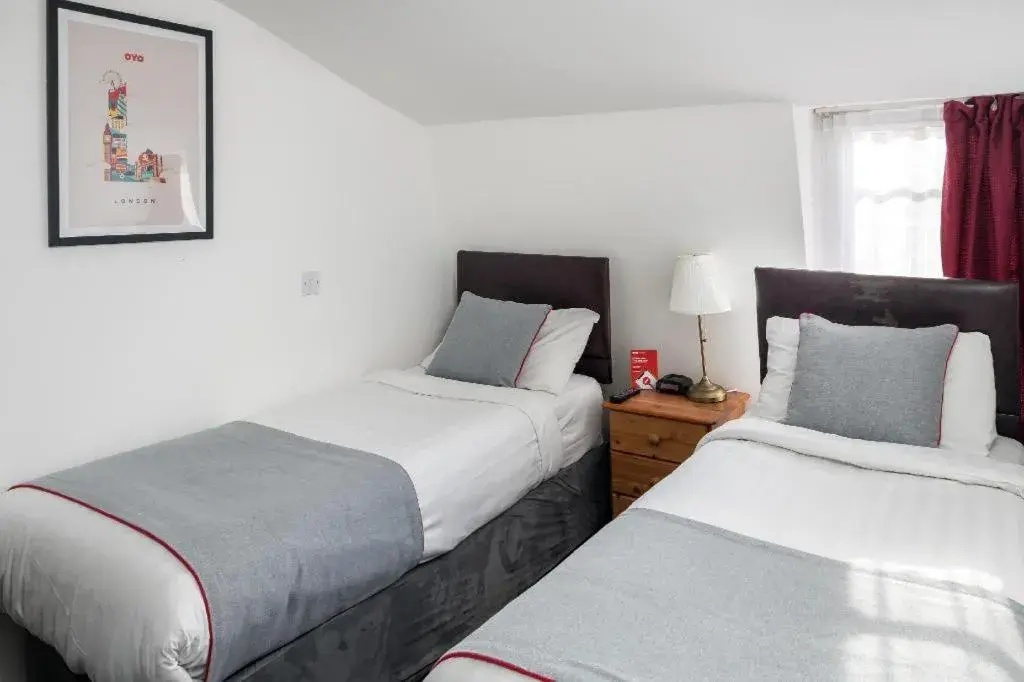 Bed in Apollo Hotel Kings Cross Bed in Apollo Hotel Kings Cross