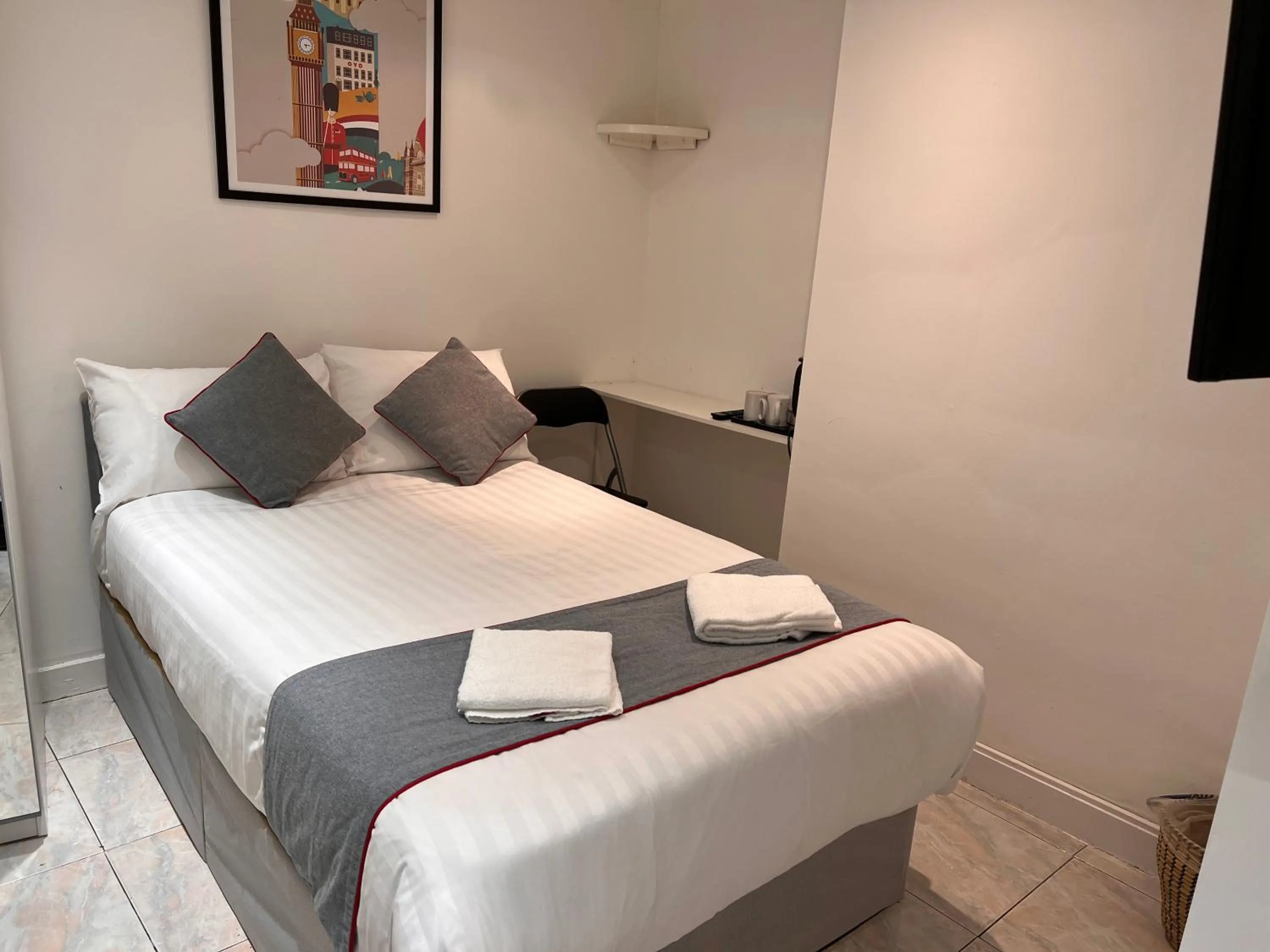 Bed in Apollo Hotel Kings Cross