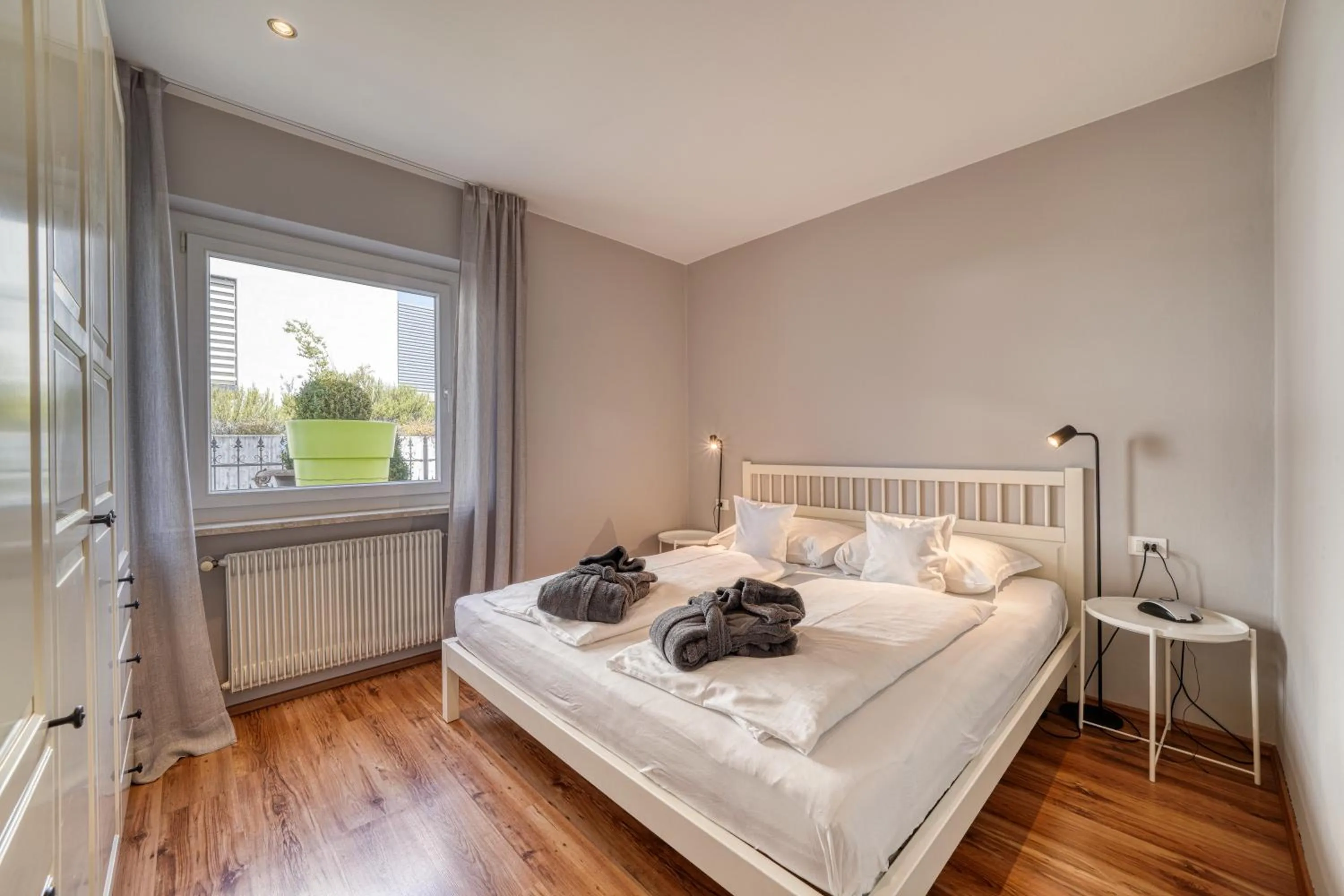 Bed in Apartmenthotel Ritterhof Suites & Breakfast