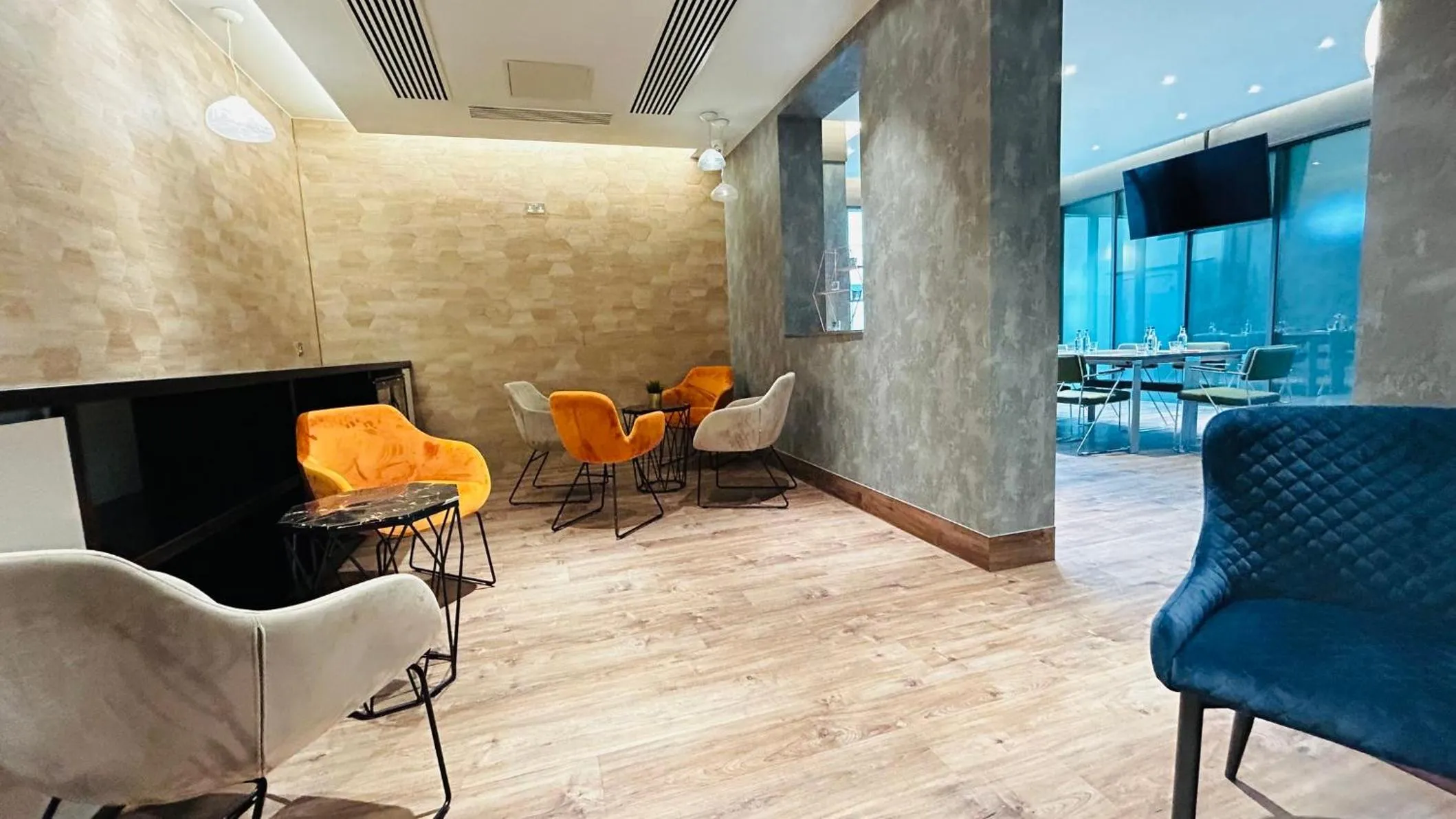 Meeting/conference room in Crowne Plaza London - Kingston by IHG