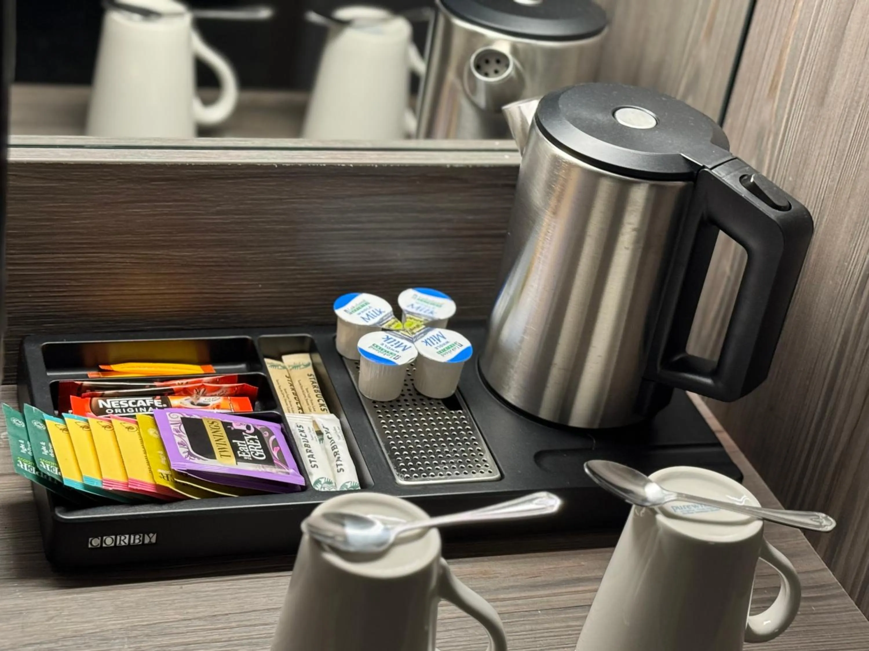 Coffee/tea facilities in Crowne Plaza London - Kingston by IHG