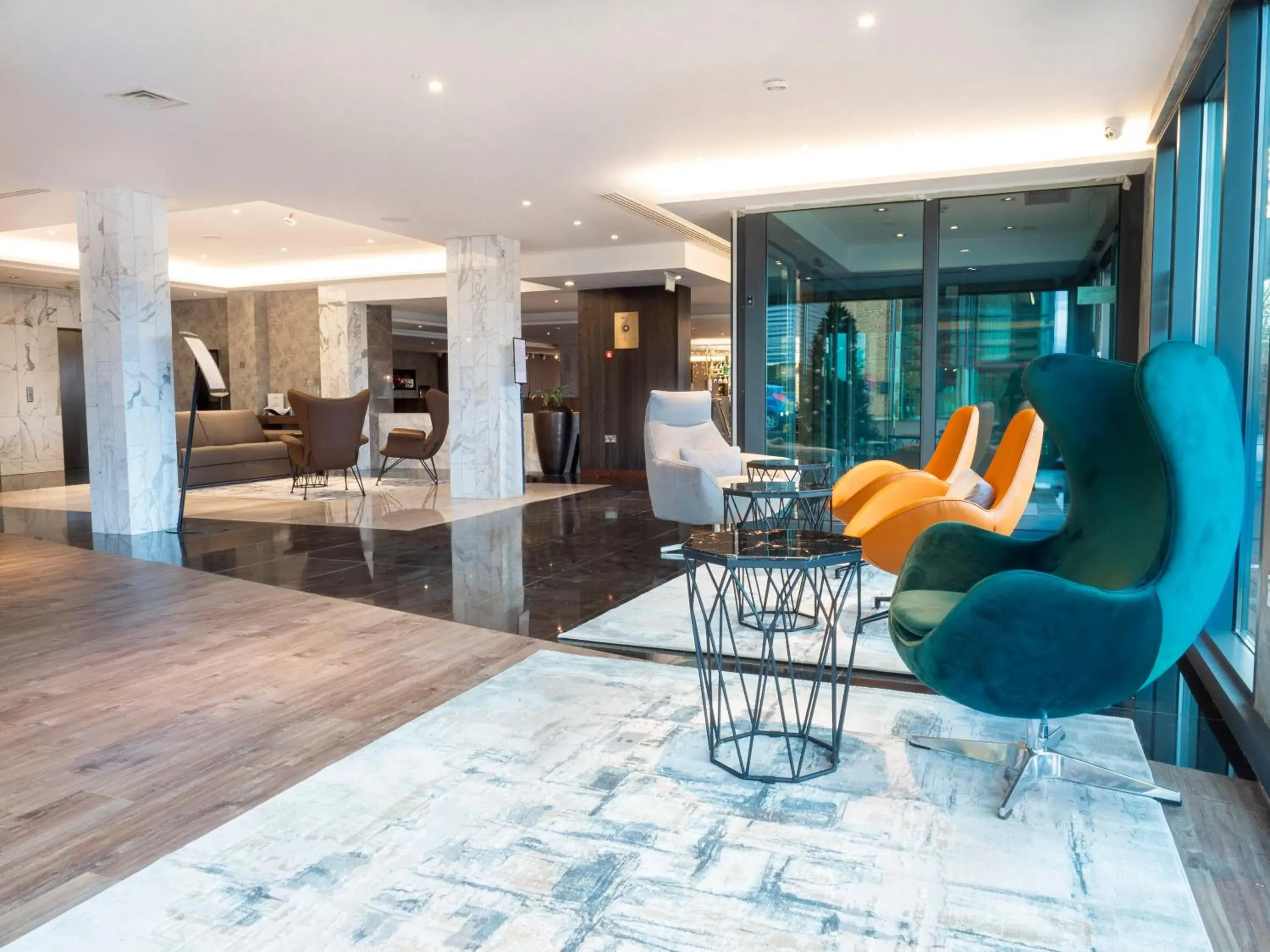 Property building in Crowne Plaza London - Kingston by IHG Property building in Crowne Plaza London - Kingston by IHG