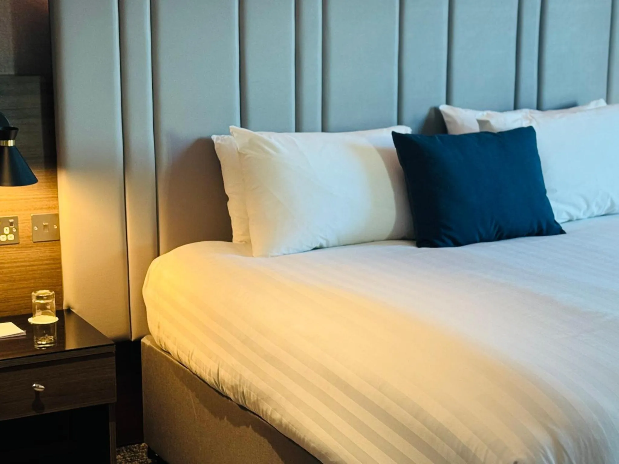 Photo of the whole room, Bed in Crowne Plaza London - Kingston by IHG