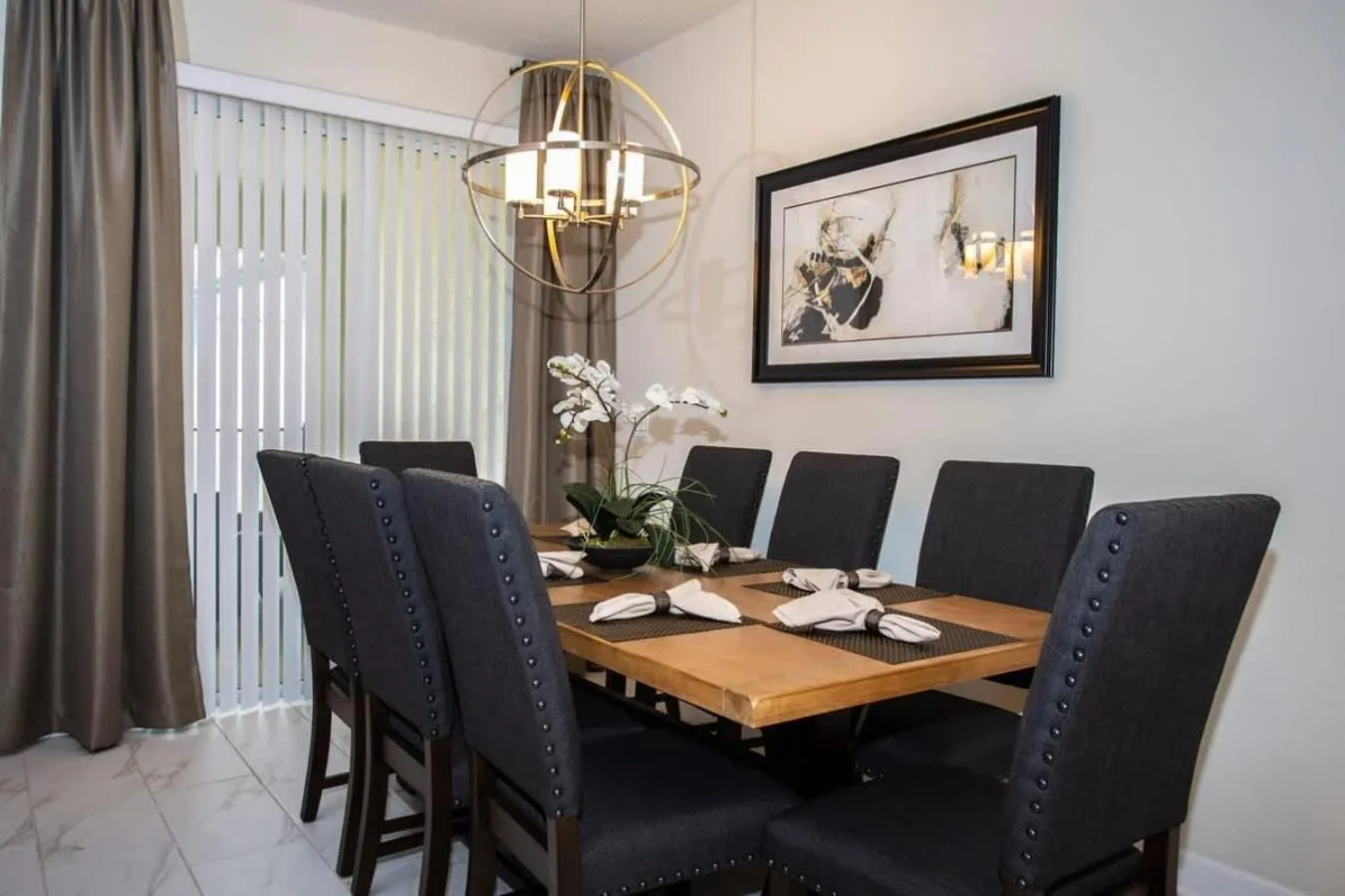 Four Bedrooms at StoreyLakeResort 3063