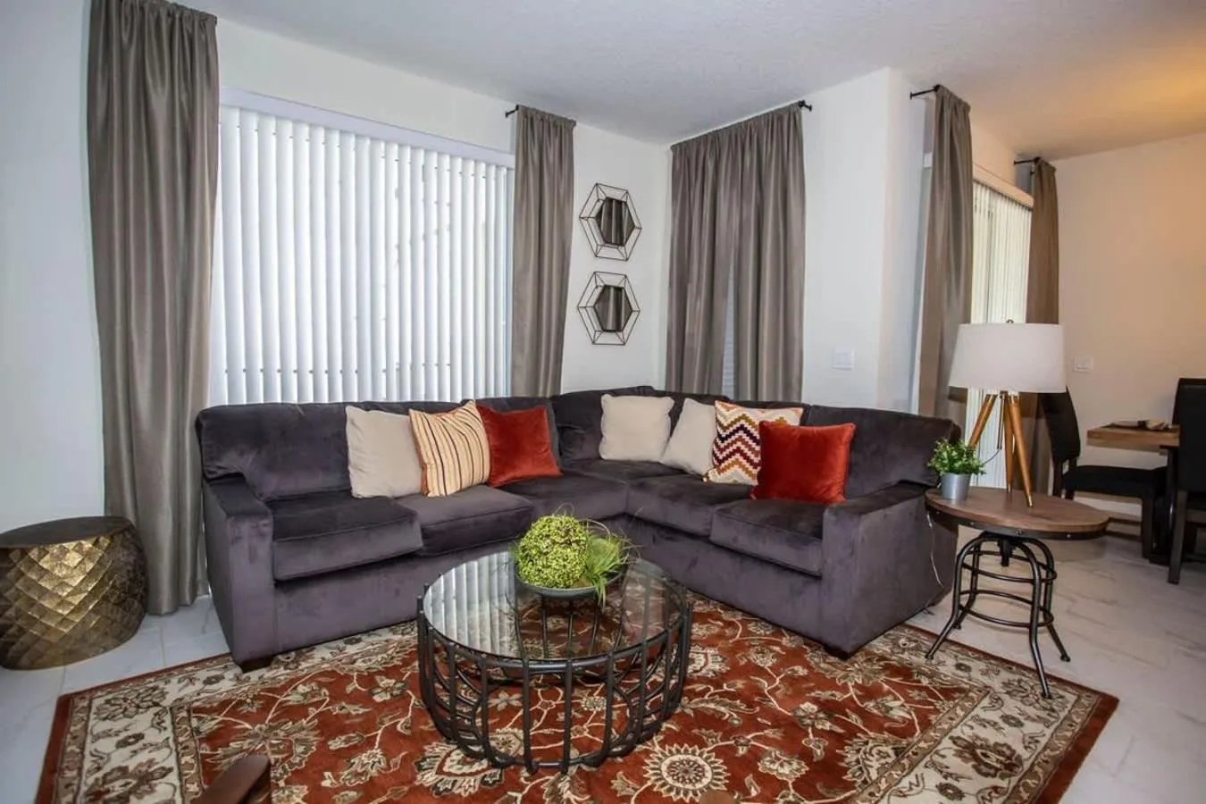 Four Bedrooms at StoreyLakeResort 3063