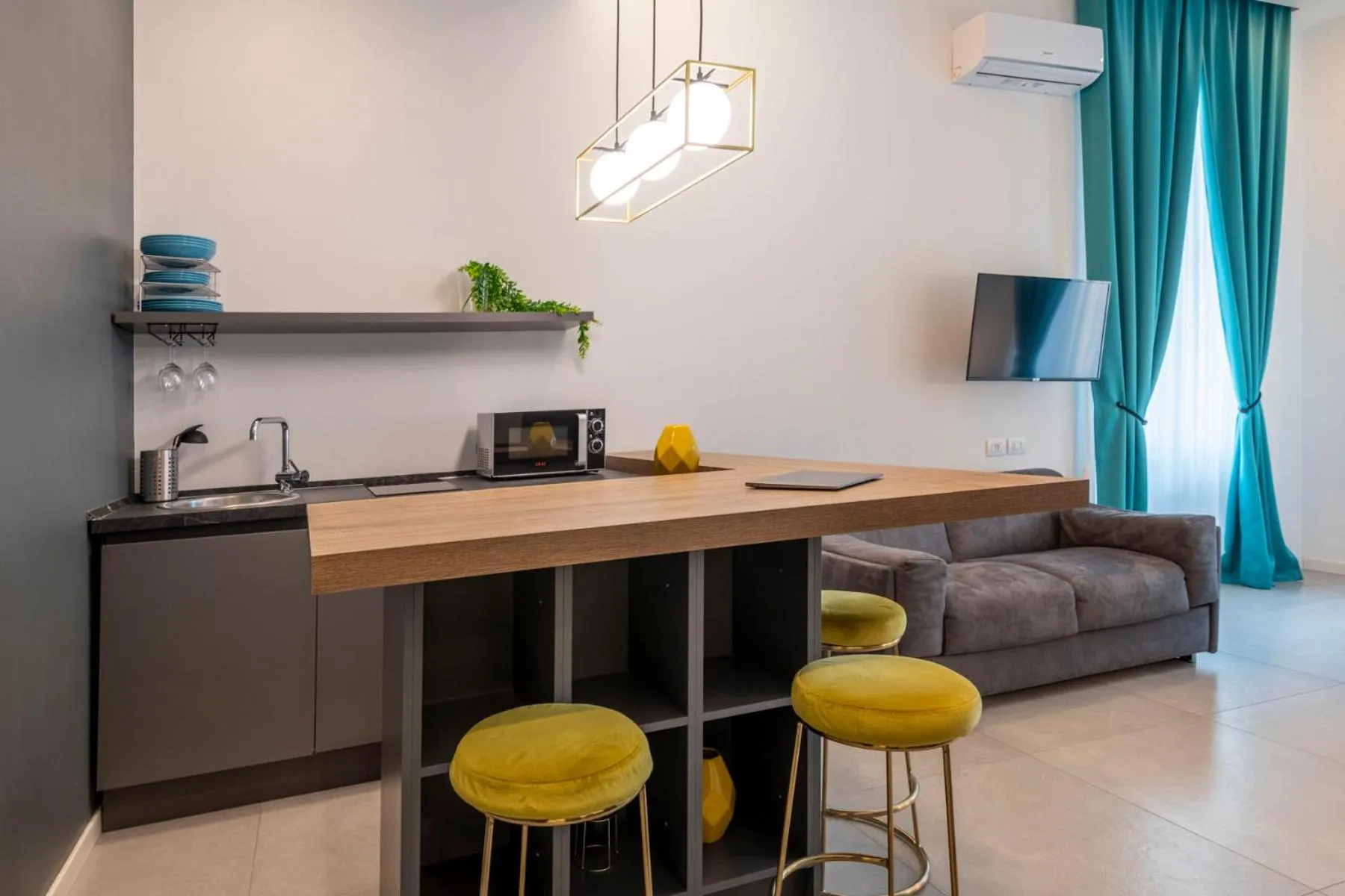 TV and multimedia in Cortese