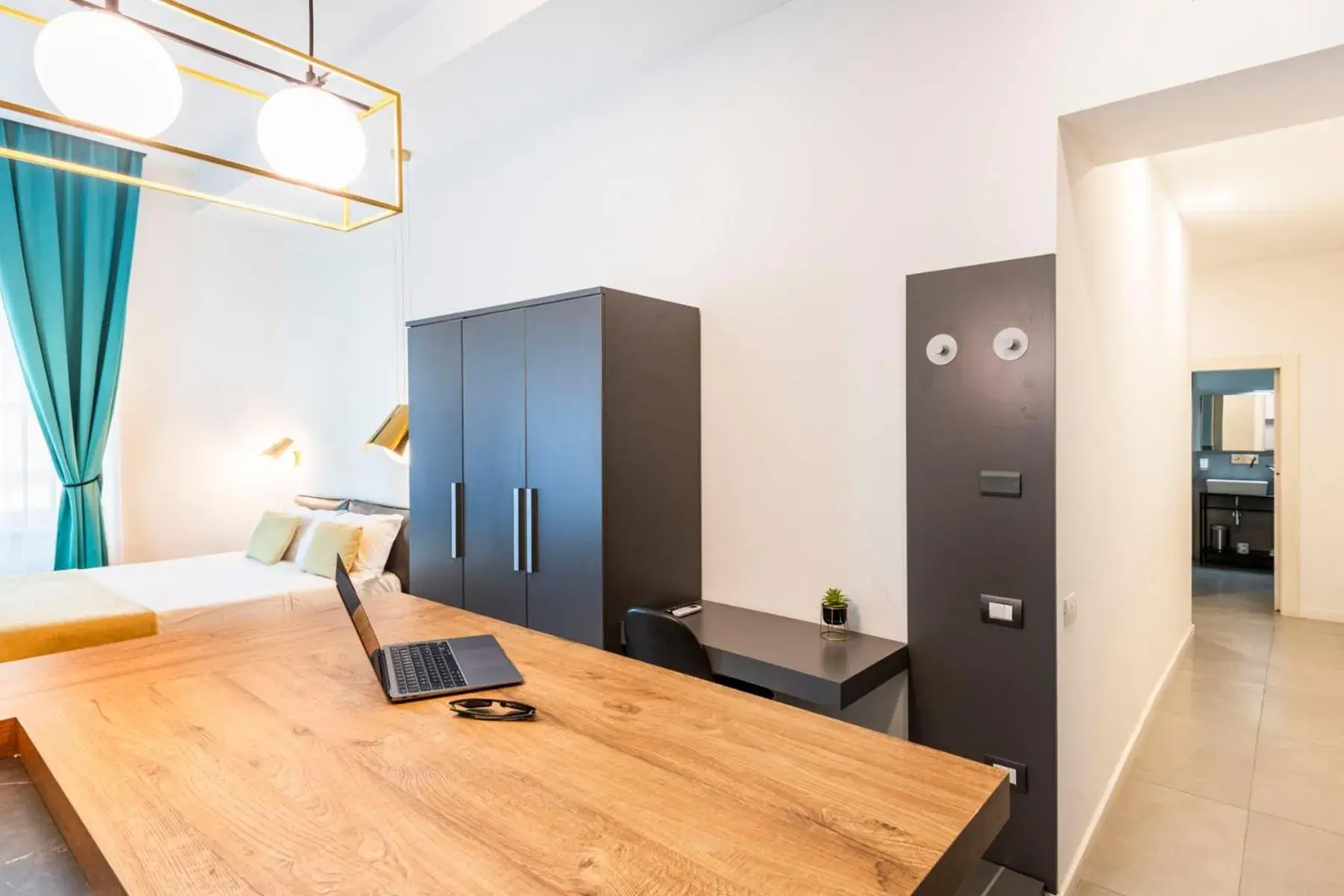 King Suite with Sea View in Cortese King Suite with Sea View in Cortese