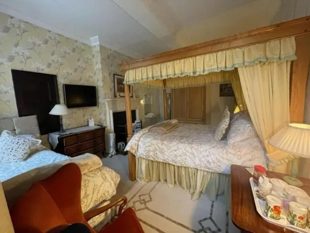 Bed in Barton Hall Country House