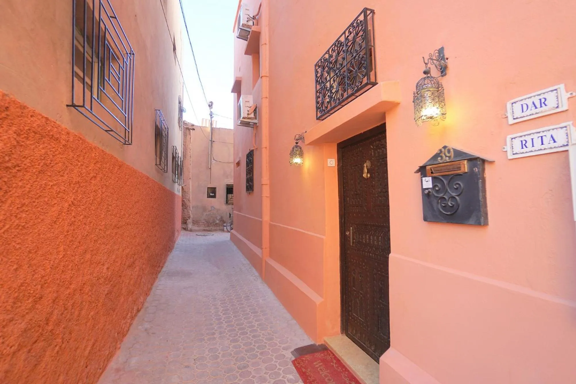 Facade/entrance in Riad Dar Rita