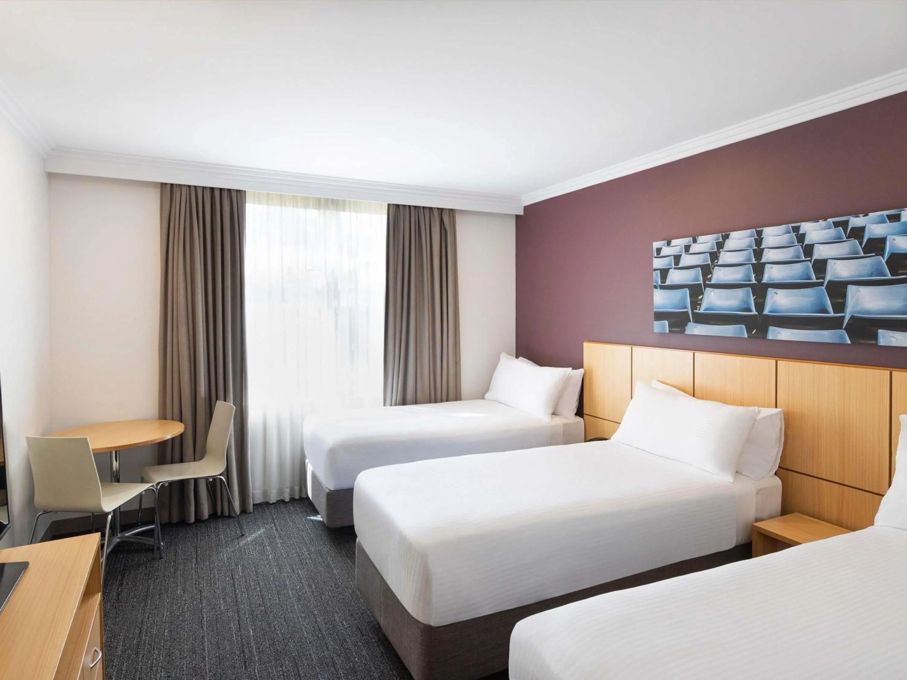 Bedroom, Bed in Mercure Sydney Blacktown