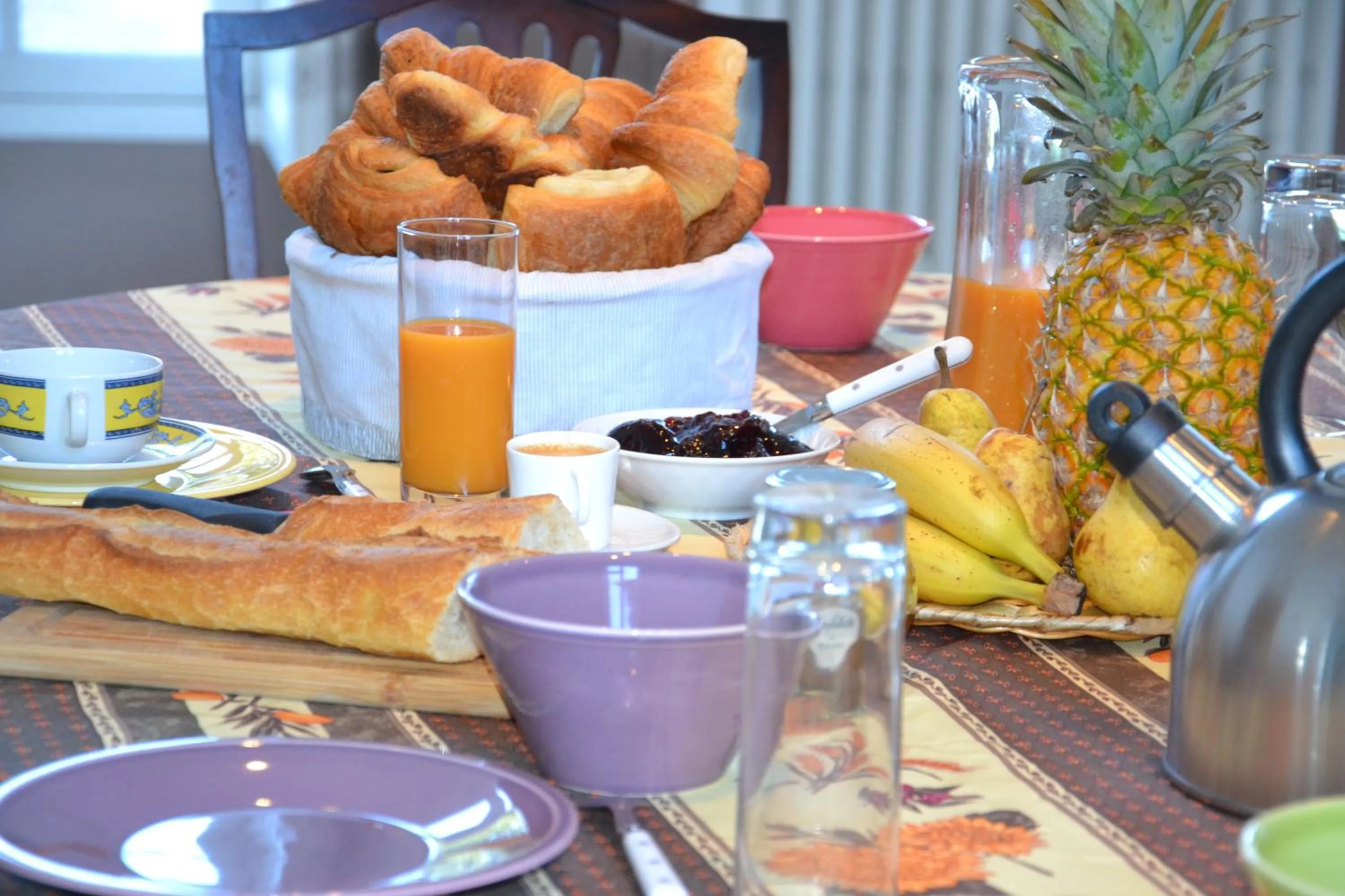 Food and drinks in Château de Saint Ouen les Vignes