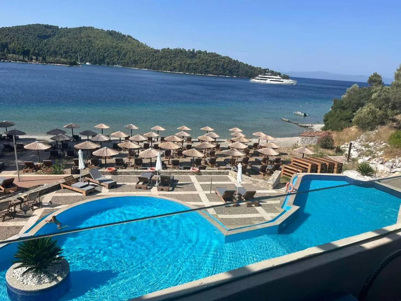 Sea view in Blue Green Bay