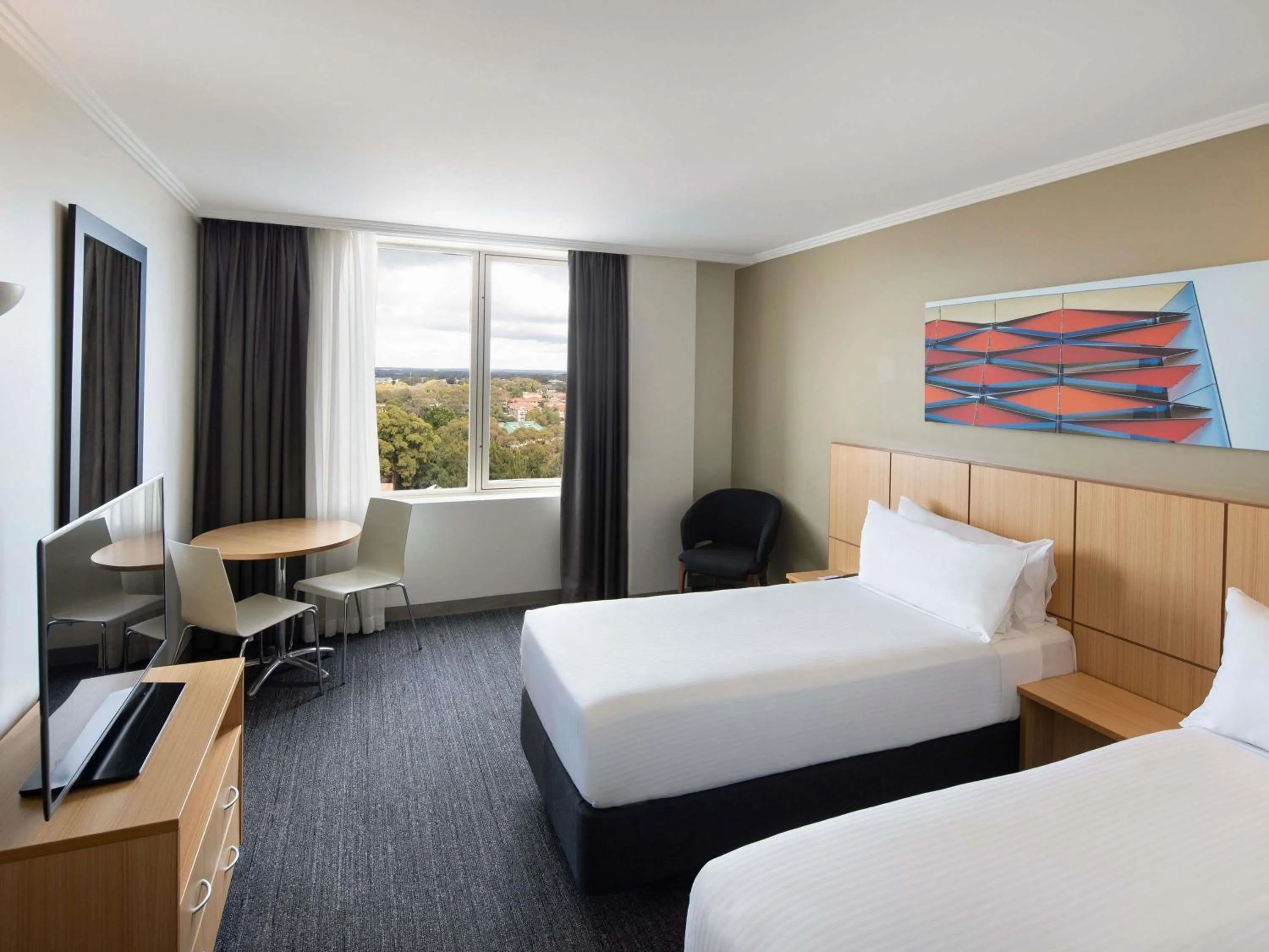 Bedroom, Bed in Mercure Sydney Bankstown