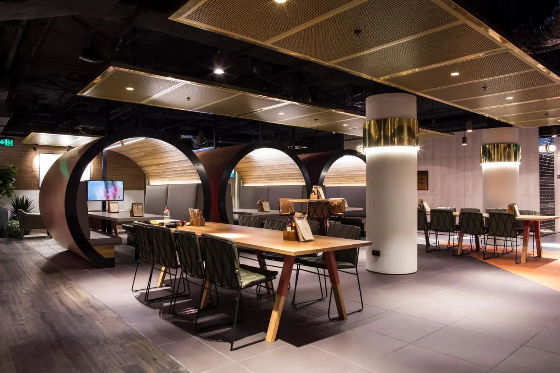 Restaurant/places to eat in Mercure Sydney Bankstown Restaurant/places to eat in Mercure Sydney Bankstown