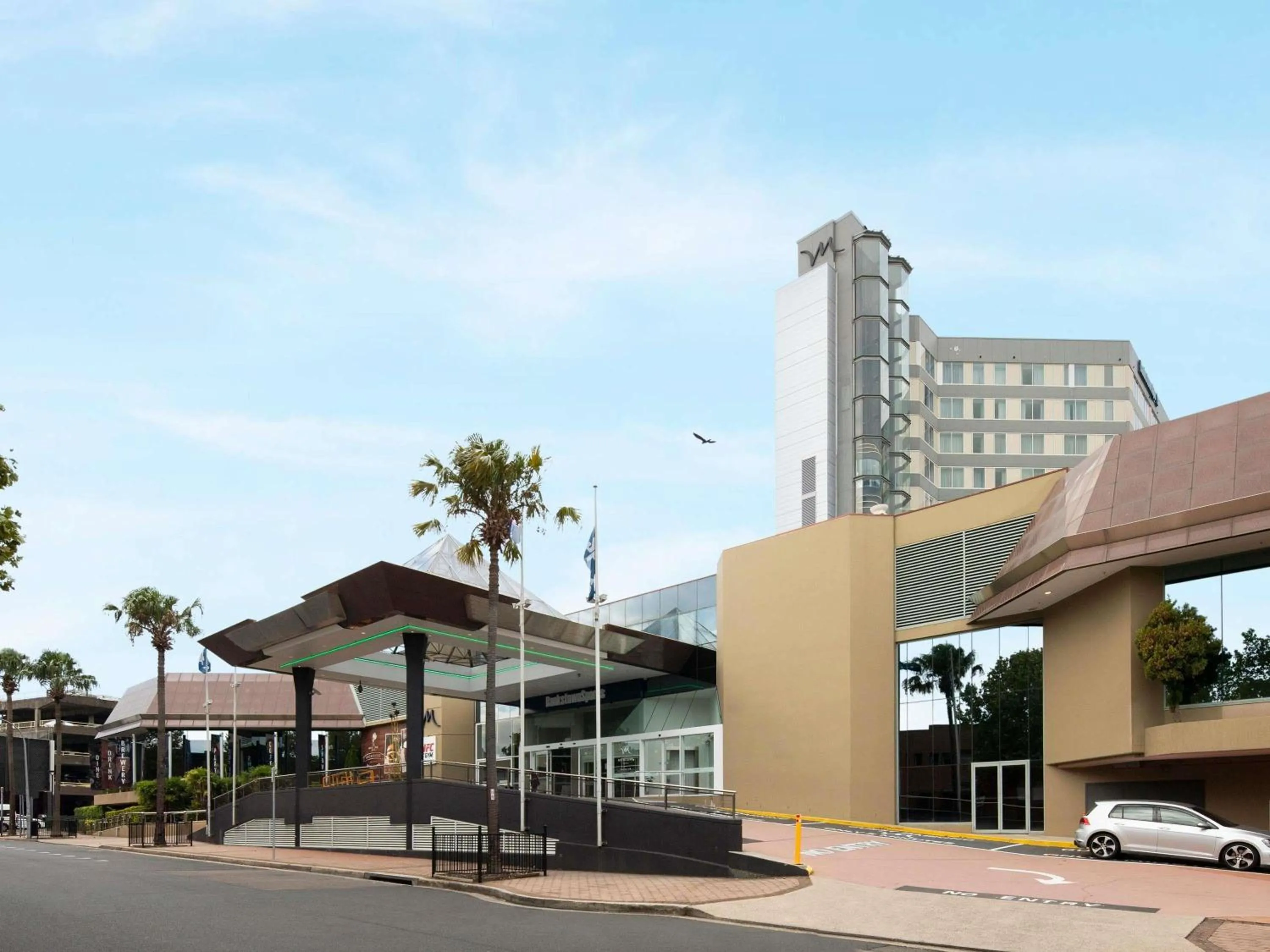 Property building in Mercure Sydney Bankstown