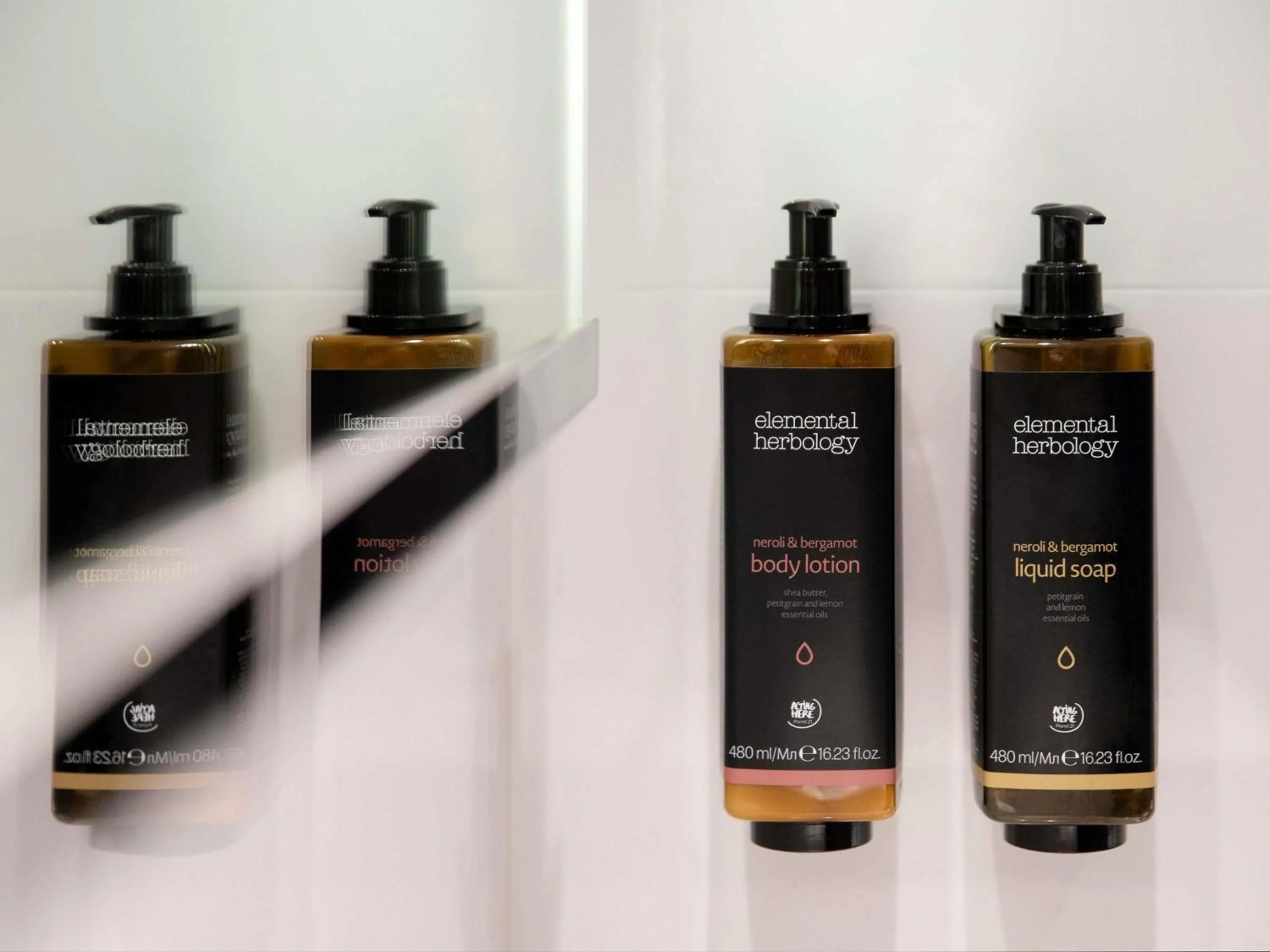 Public Bath in Mercure Sydney Bankstown