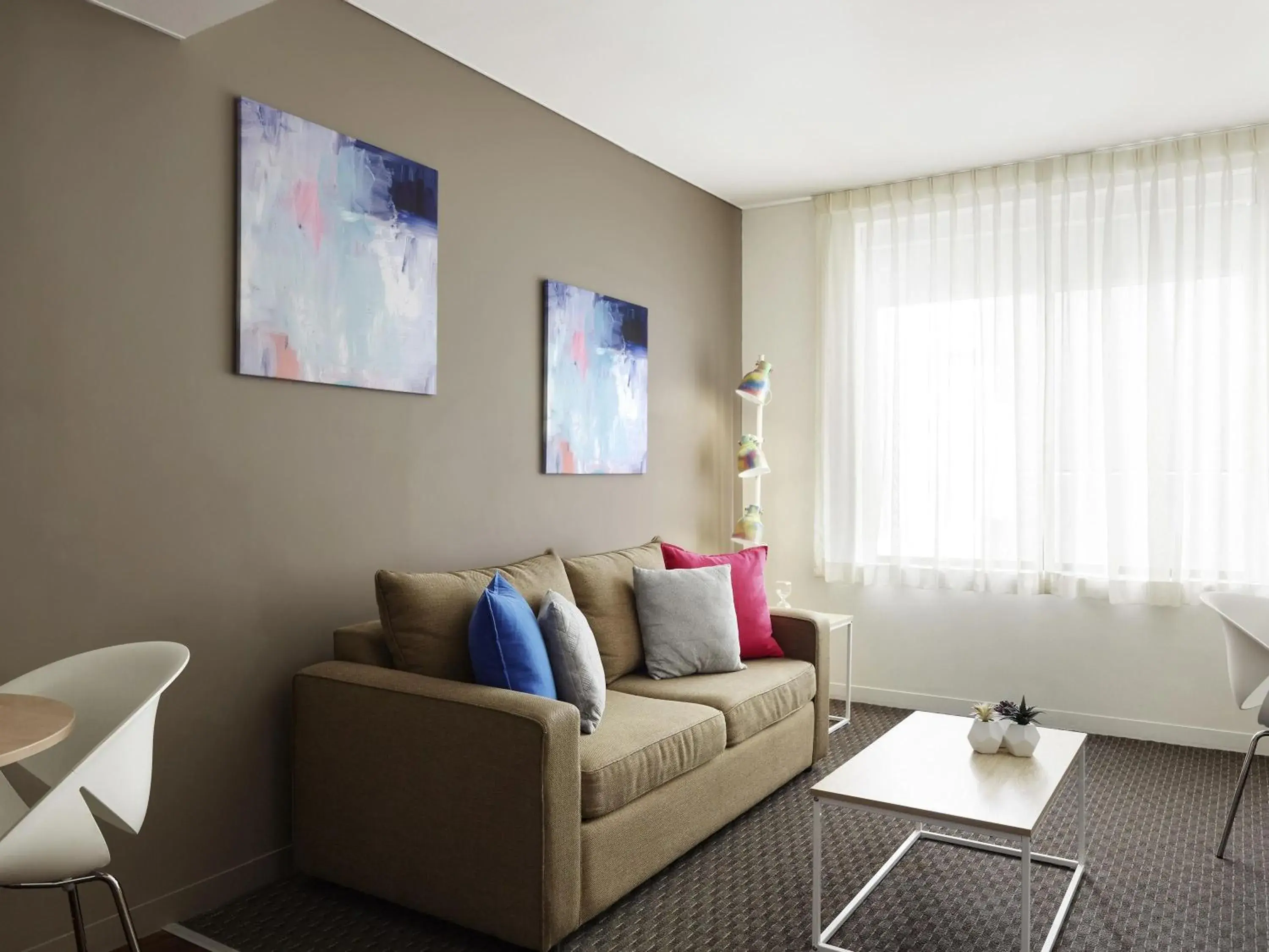 Bedroom in ibis Melbourne Hotel and Apartments Bedroom in ibis Melbourne Hotel and Apartments