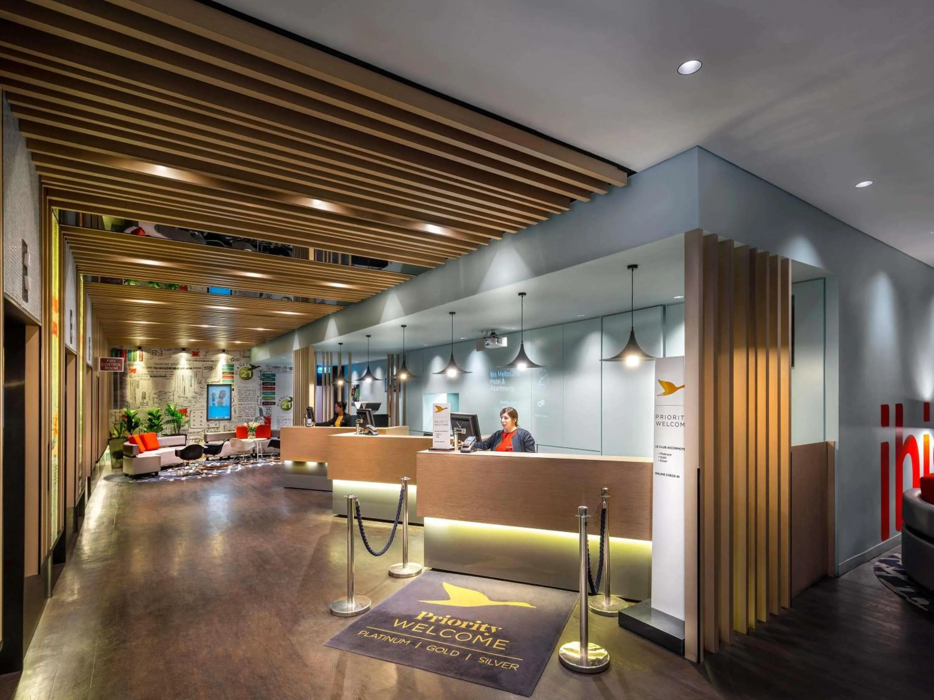 Property building in ibis Melbourne Hotel and Apartments