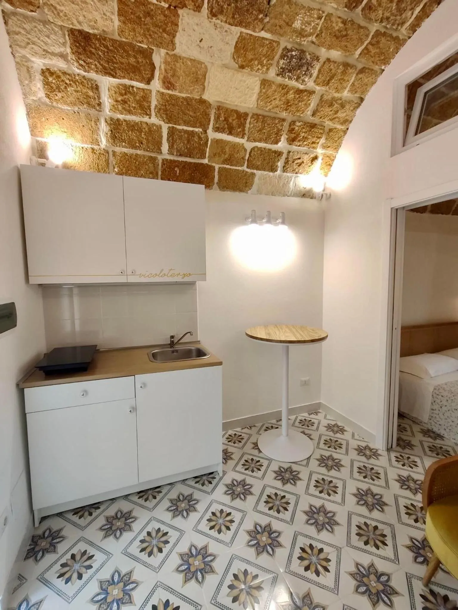 Kitchen or kitchenette in La Via della Giudecca